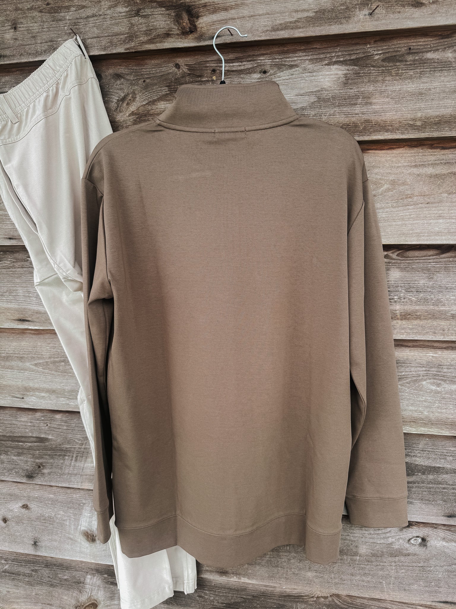 Men's Southern Marsh Peachtree Performance Quarterzip in Stone Brown