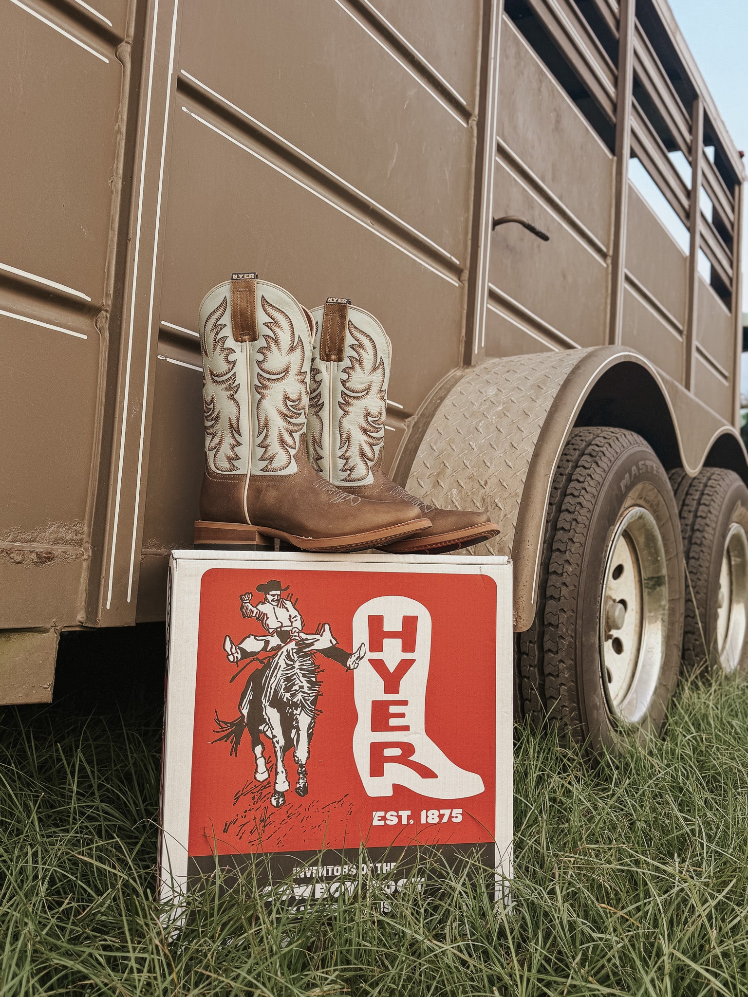 Hyer Women's Topeka Boots