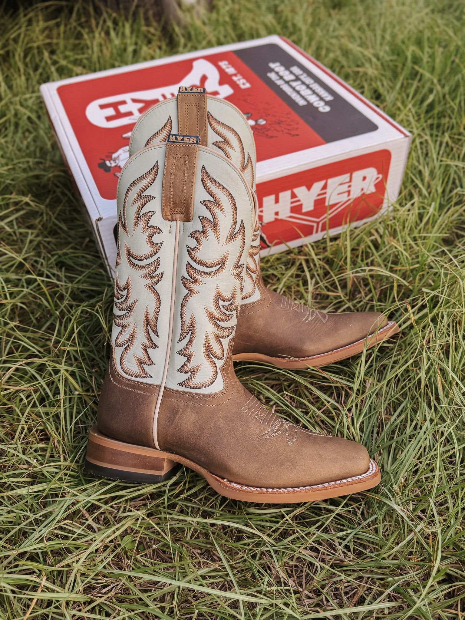 Hyer Women's Topeka Boots