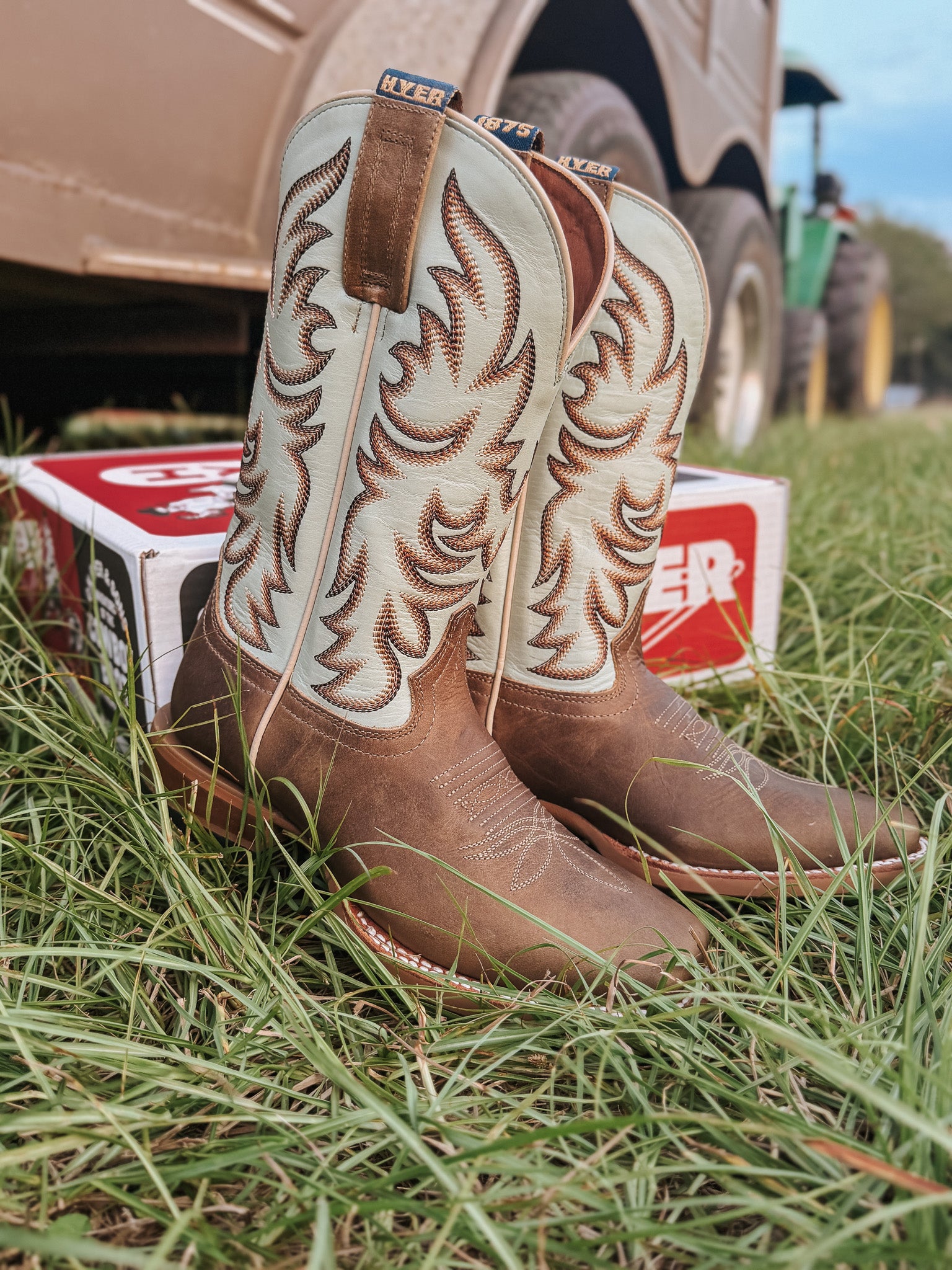 Hyer Women's Topeka Boots
