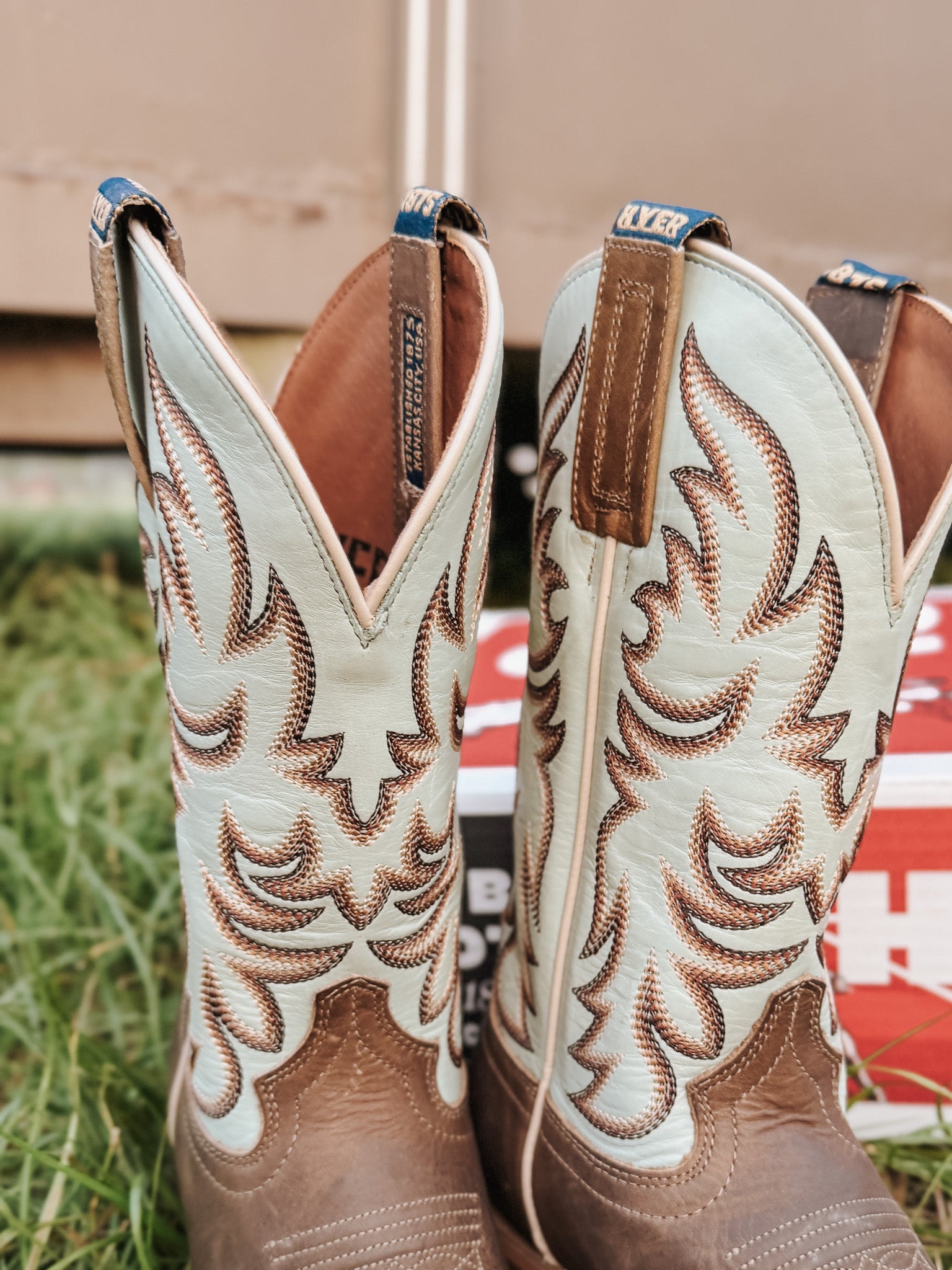 Hyer Women's Topeka Boots