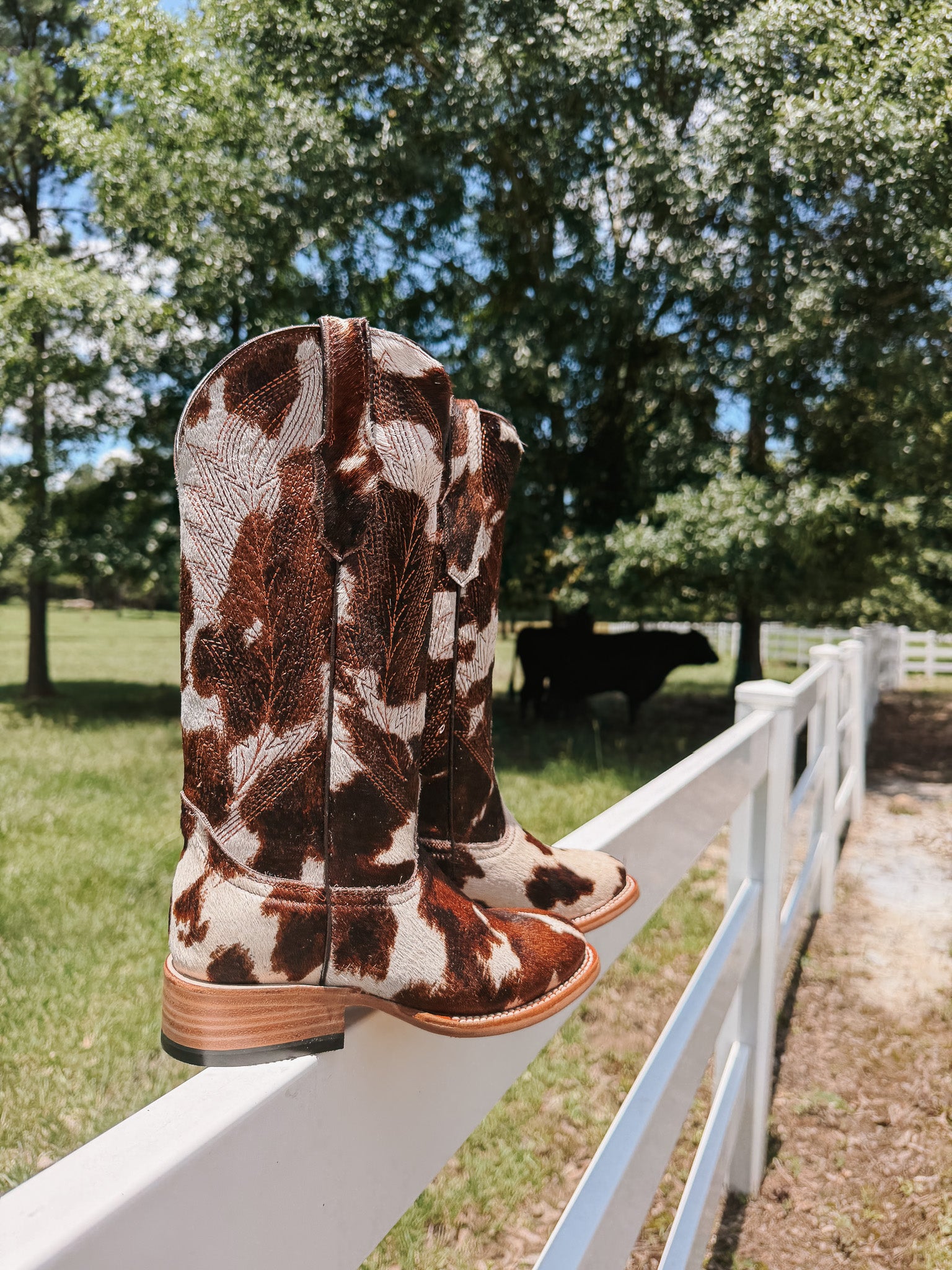 Tanner Mark Women's Darla Cavaillon Cowhide Boots