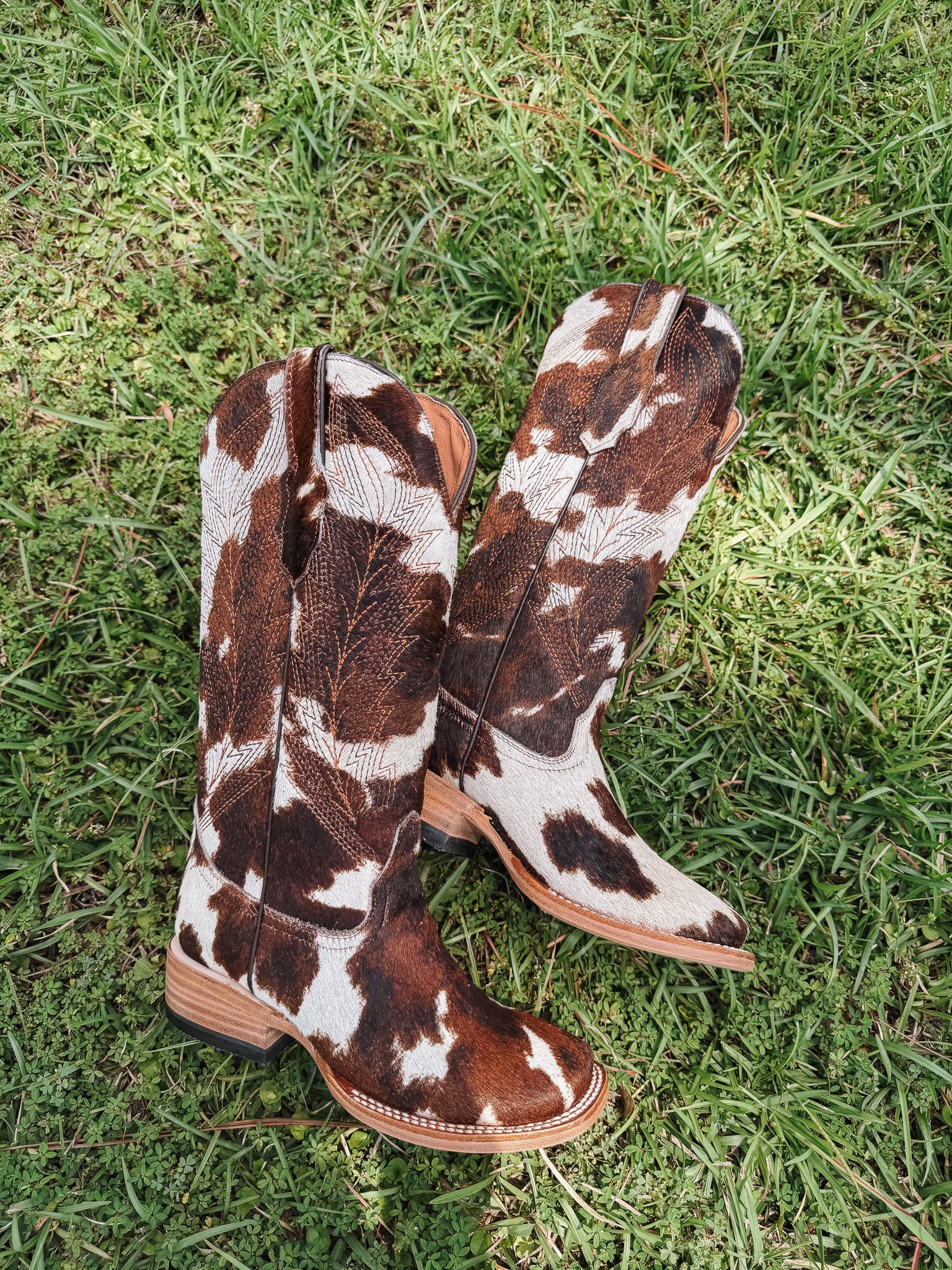 Tanner Mark Women's Darla Cavaillon Cowhide Boots
