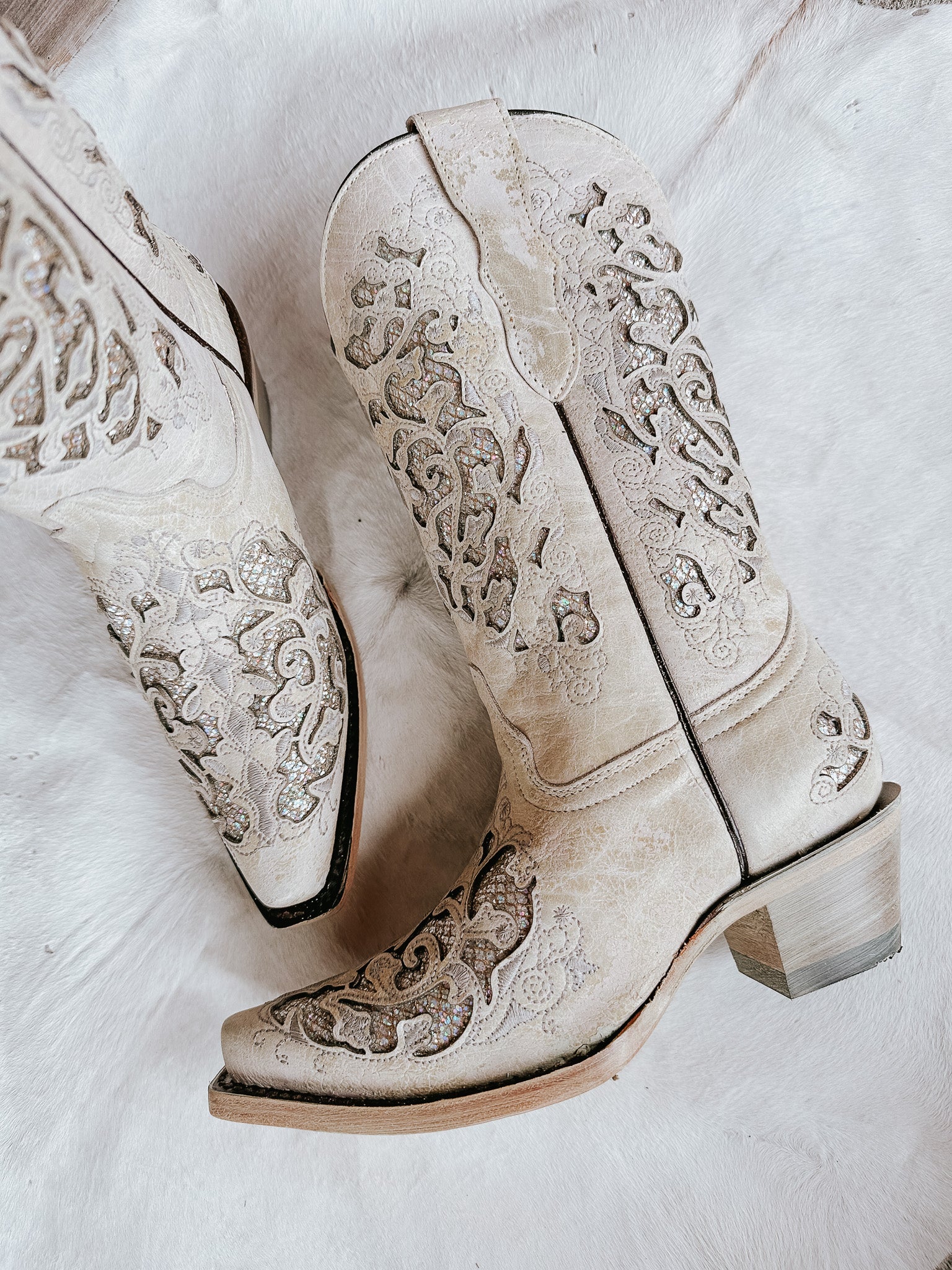 Youth Corral Bone Glitter Inlay & Embroidery Snip Toe Boots