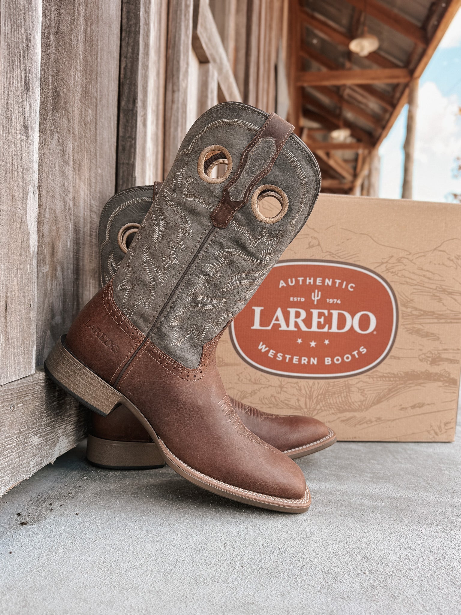 Laredo Men's Dyers Wide Square Toe Cowboy Boot