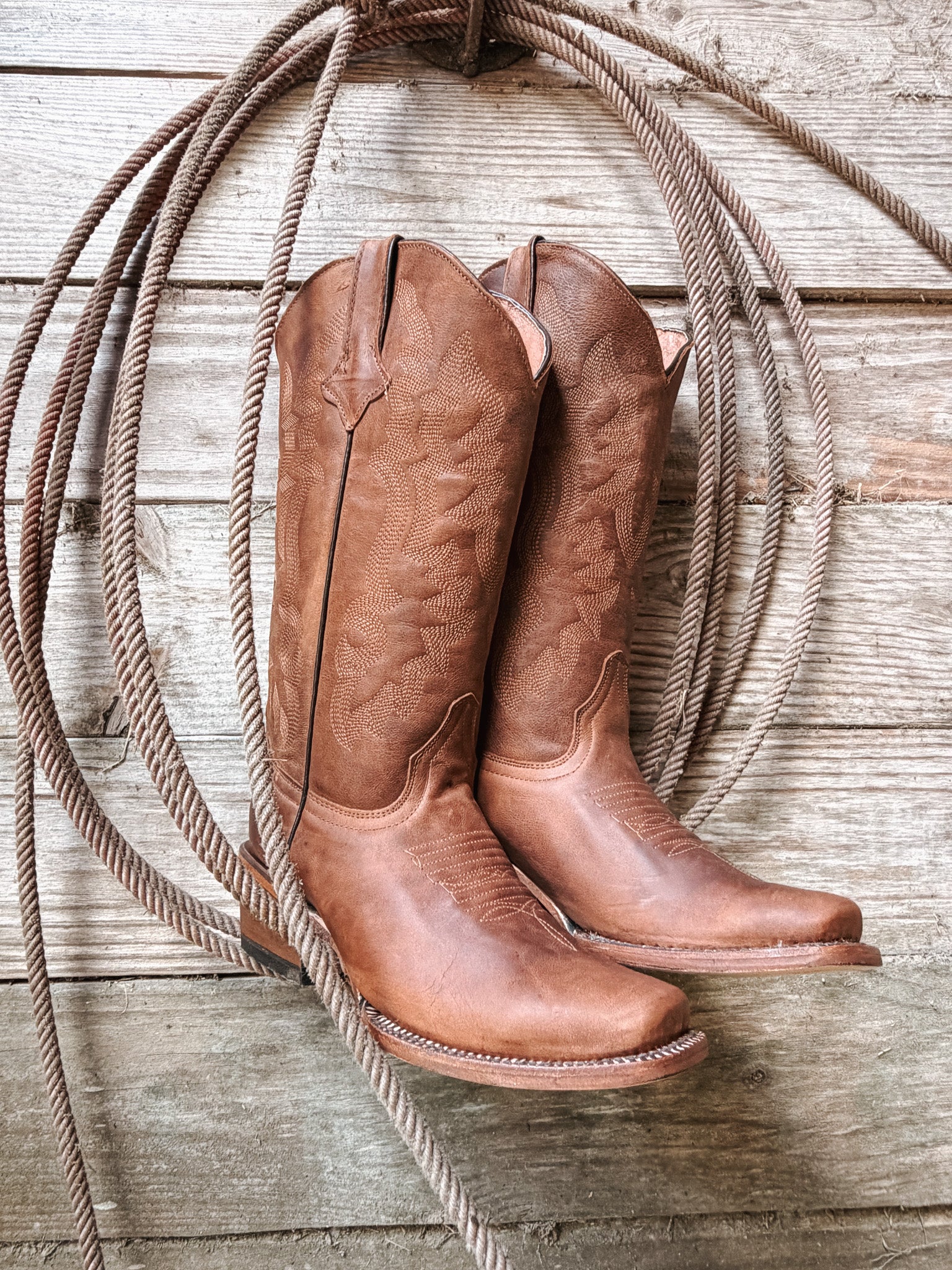 Tanner Mark Women's Ember Cognac Cutter Toe Calf Boots