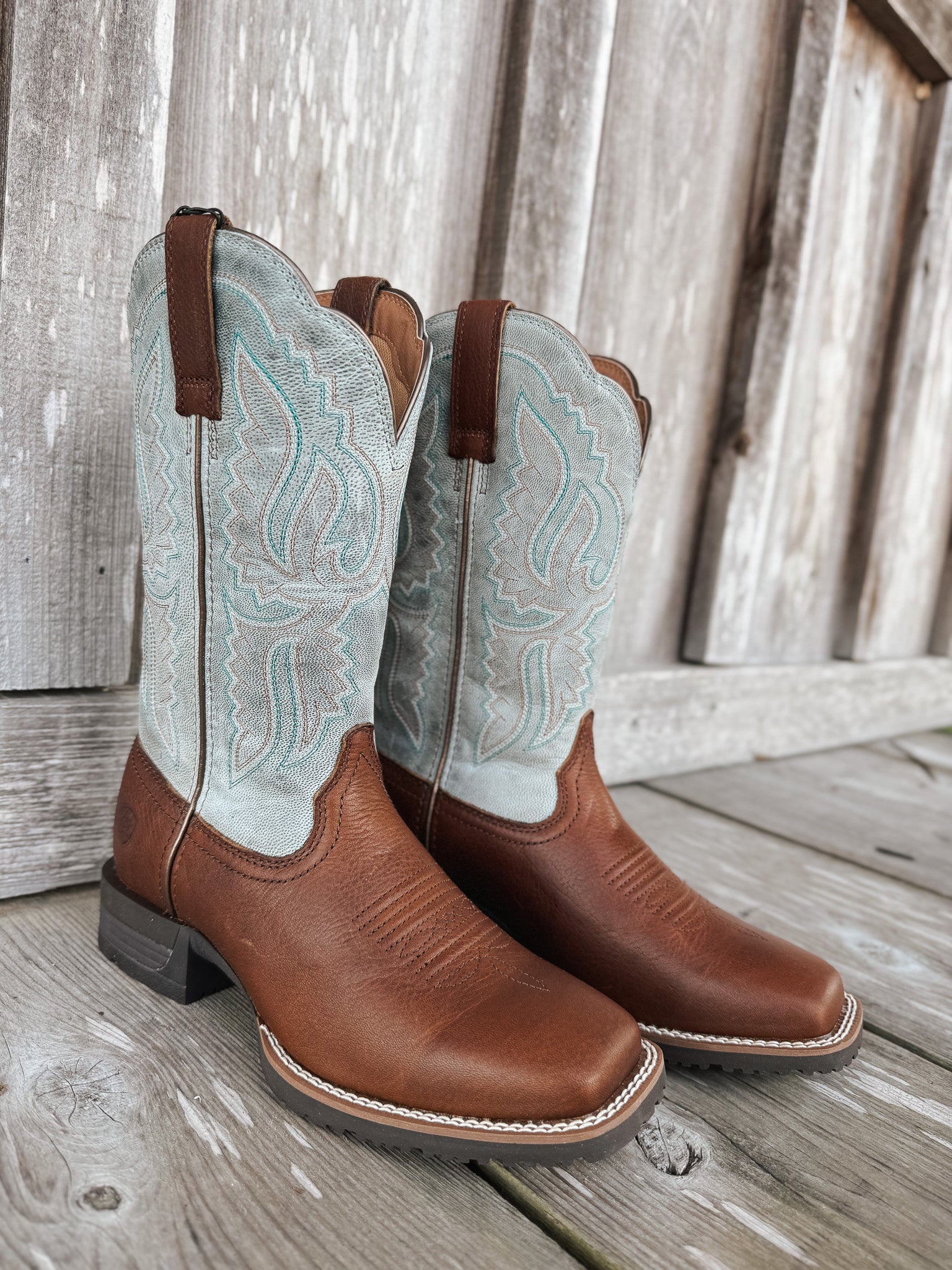 Women's Ariat Hybrid Ranchwork Wide Square Toe Western Boots