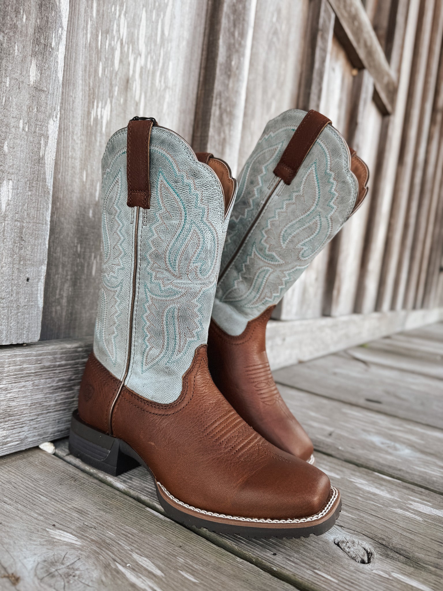 Women's Ariat Hybrid Ranchwork Wide Square Toe Western Boots