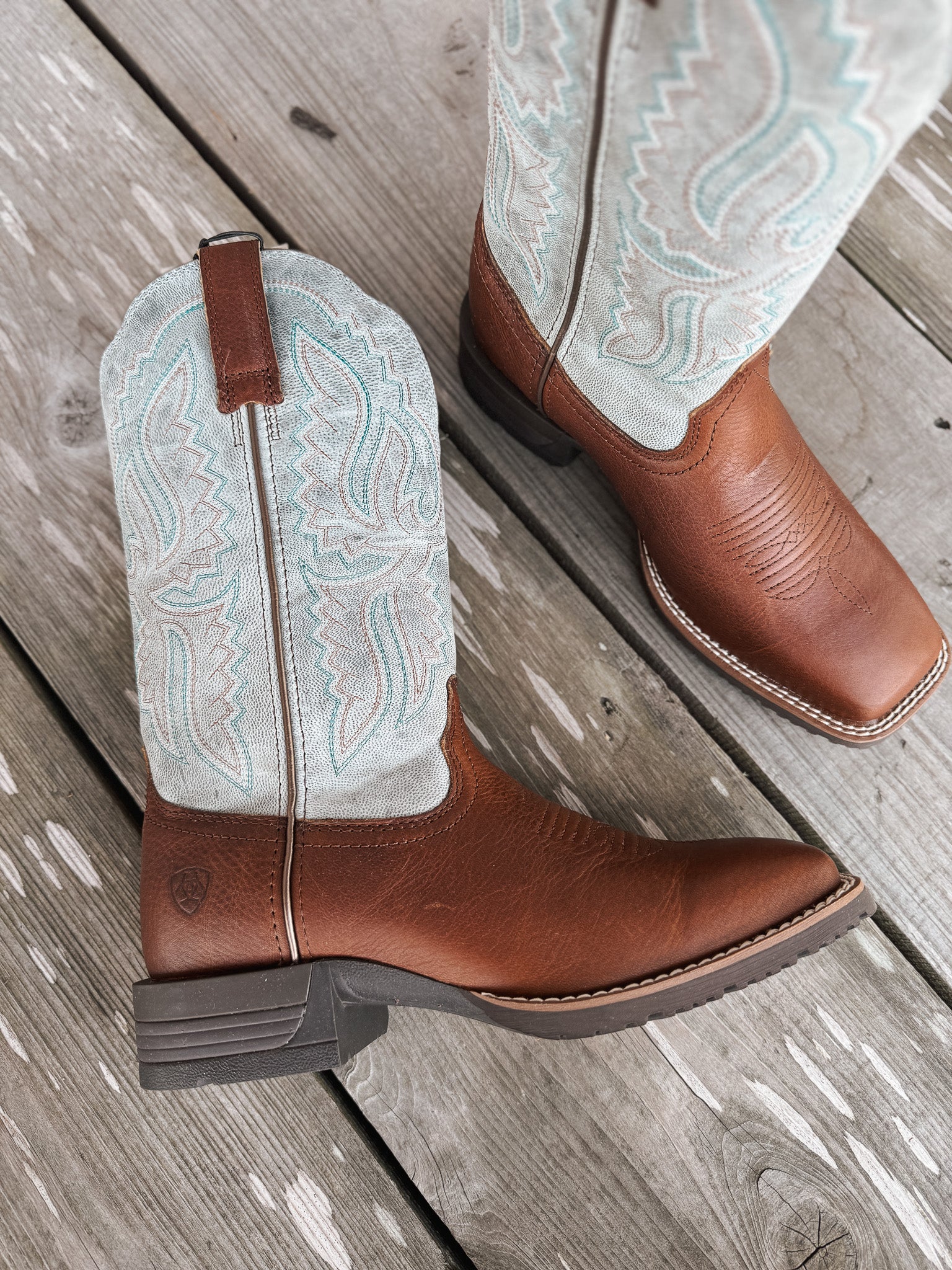 Women's Ariat Hybrid Ranchwork Wide Square Toe Western Boots