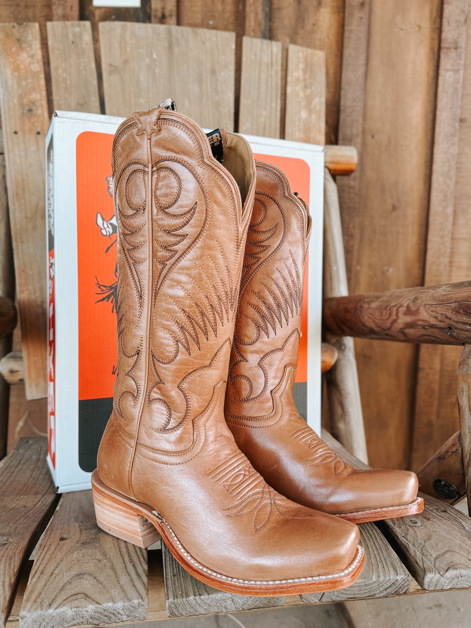 Women's Hyer Leawood Honey Mestizo Boots – Boot Country