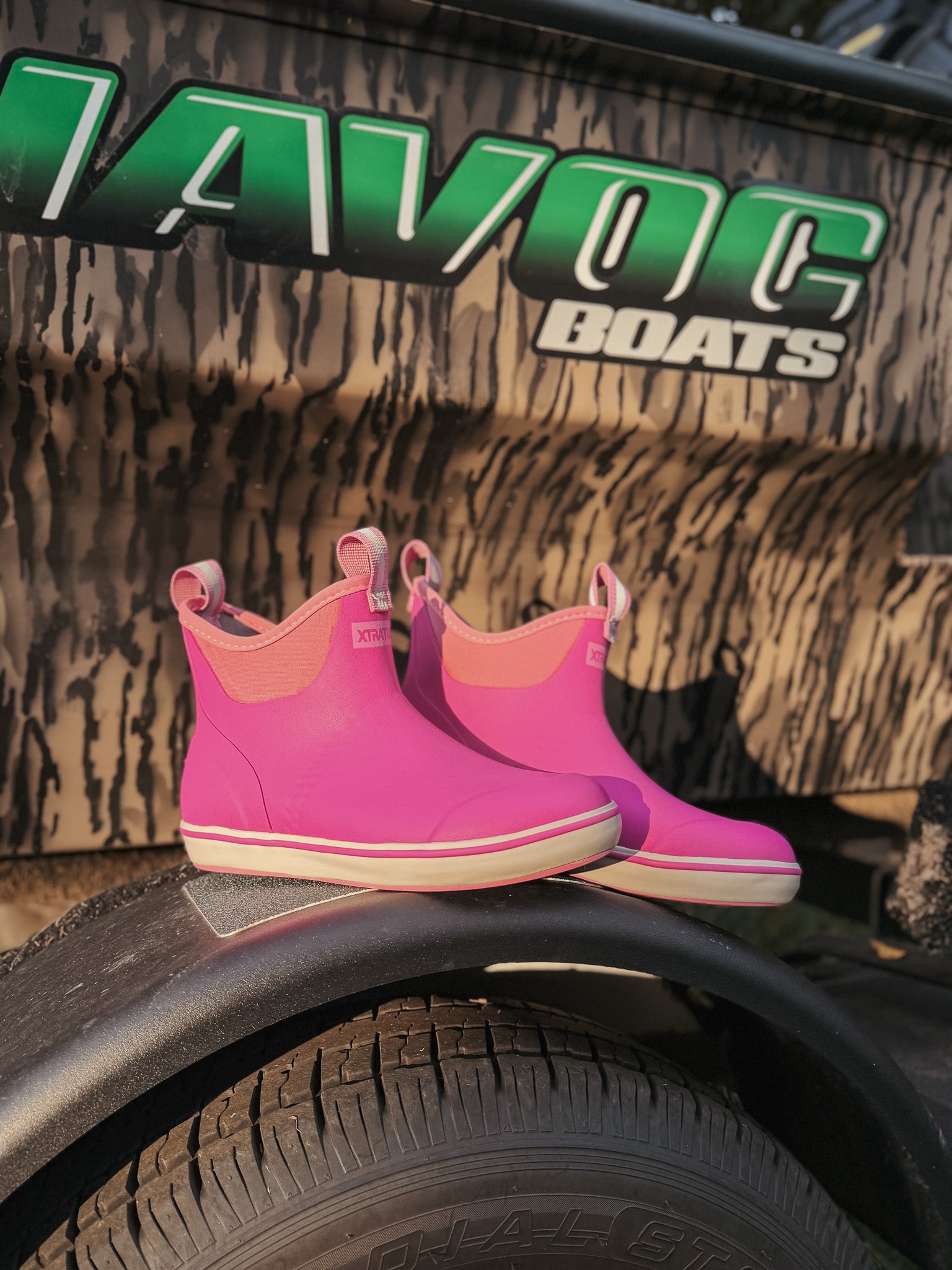 Women's Xtratuf Ankle Deck Boots in Rose Violet