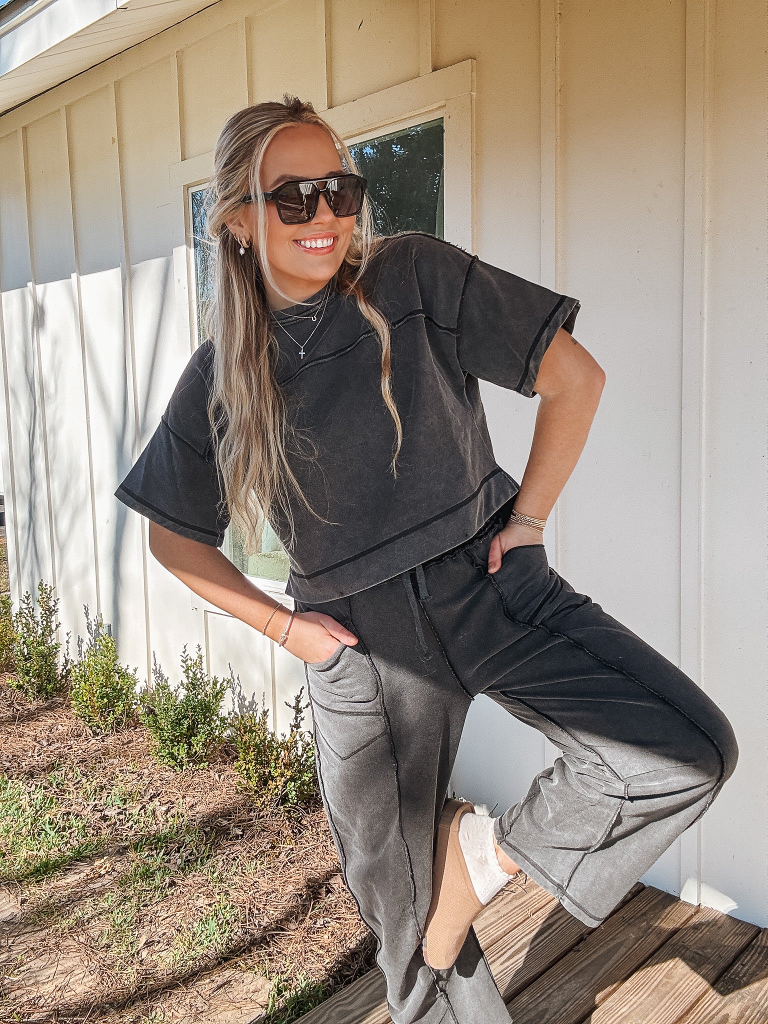Simple Statement Set in Washed Black