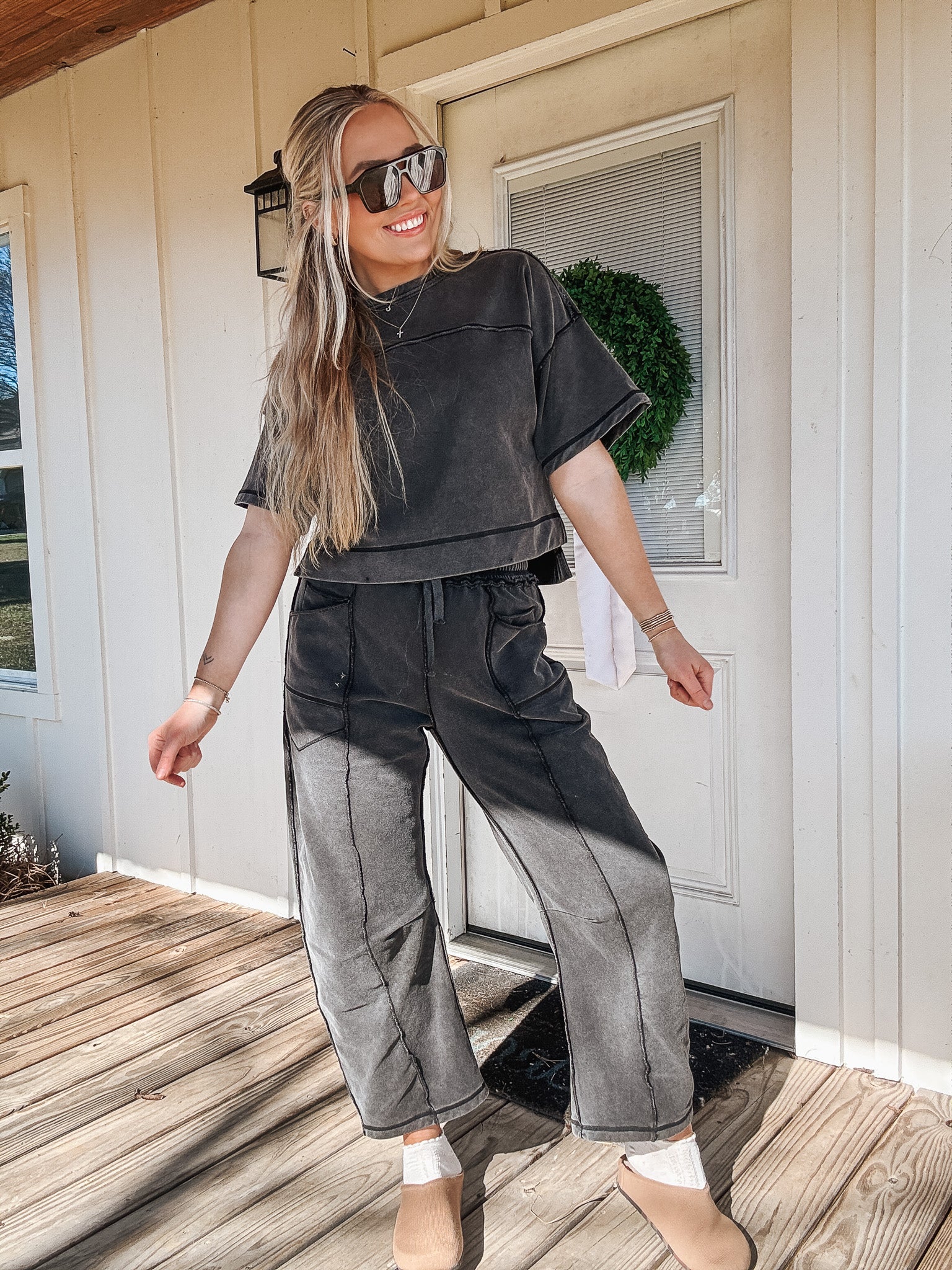 Simple Statement Set in Washed Black