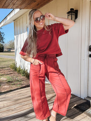 Simple Statement Set in Wine