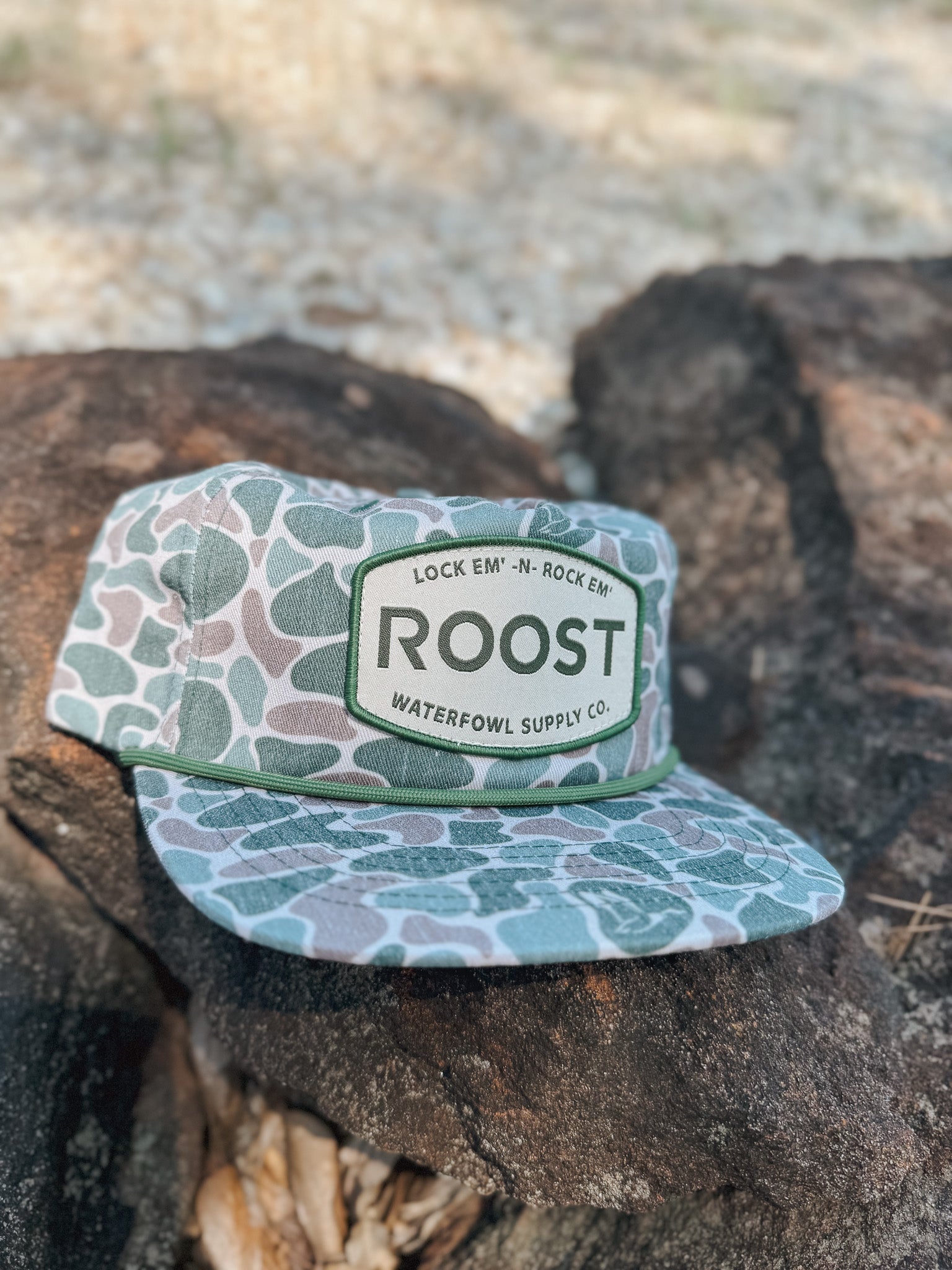 Gorra Roost Old School con parche de camuflaje
