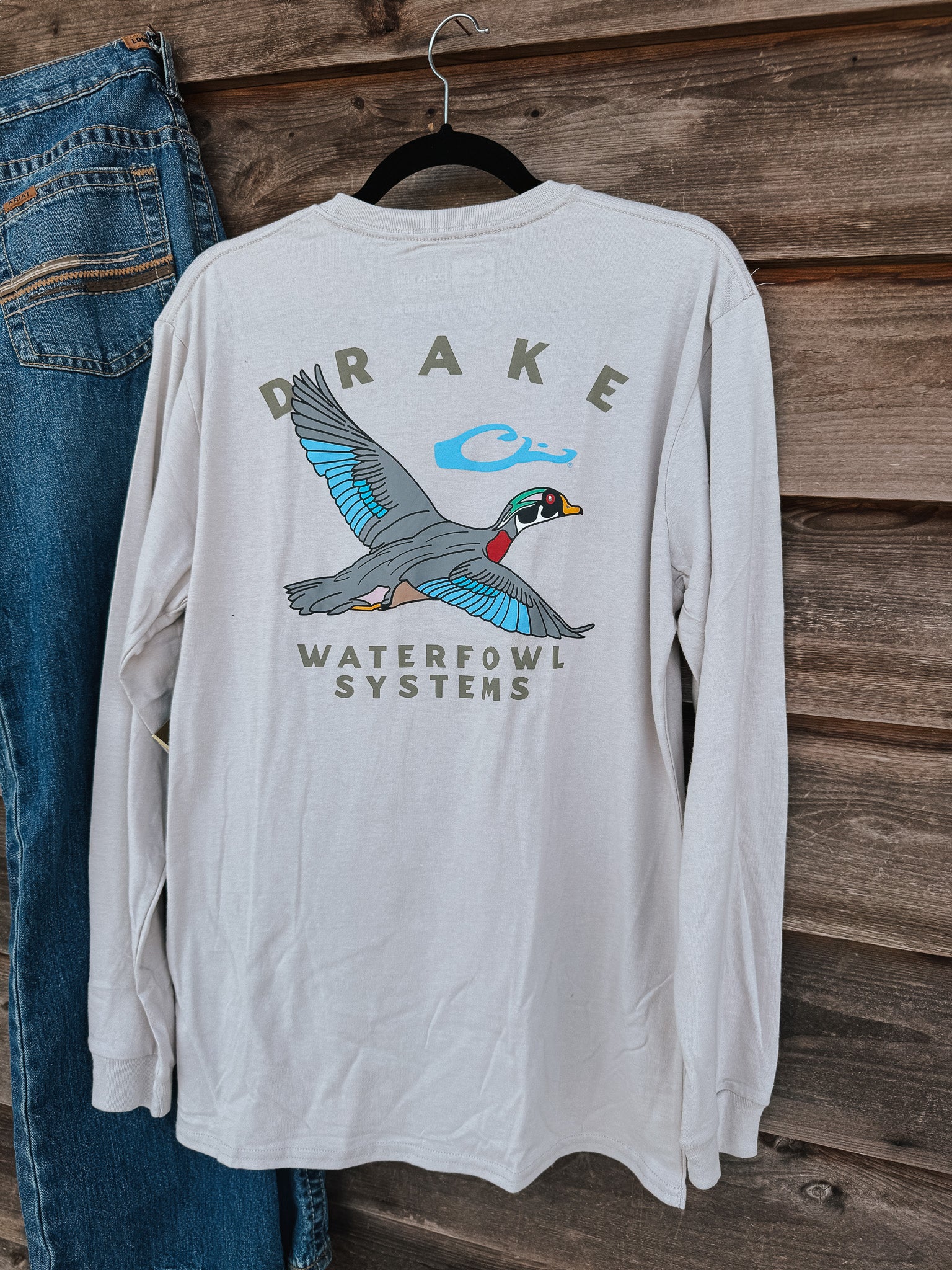 Men's Drake Retro Wood Duck Long Sleeve T-Shirt in Wind Chime