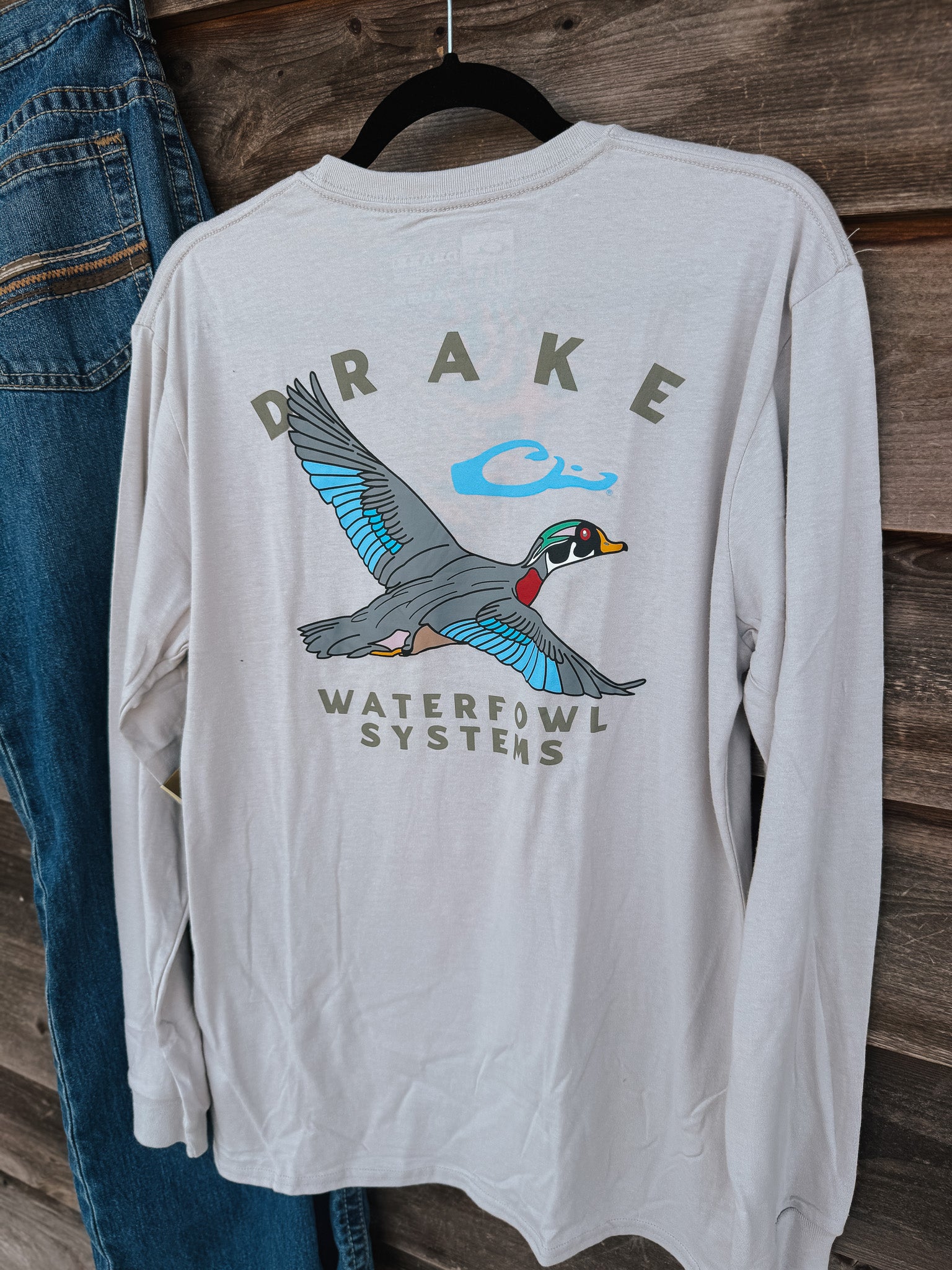 Men's Drake Retro Wood Duck Long Sleeve T-Shirt in Wind Chime