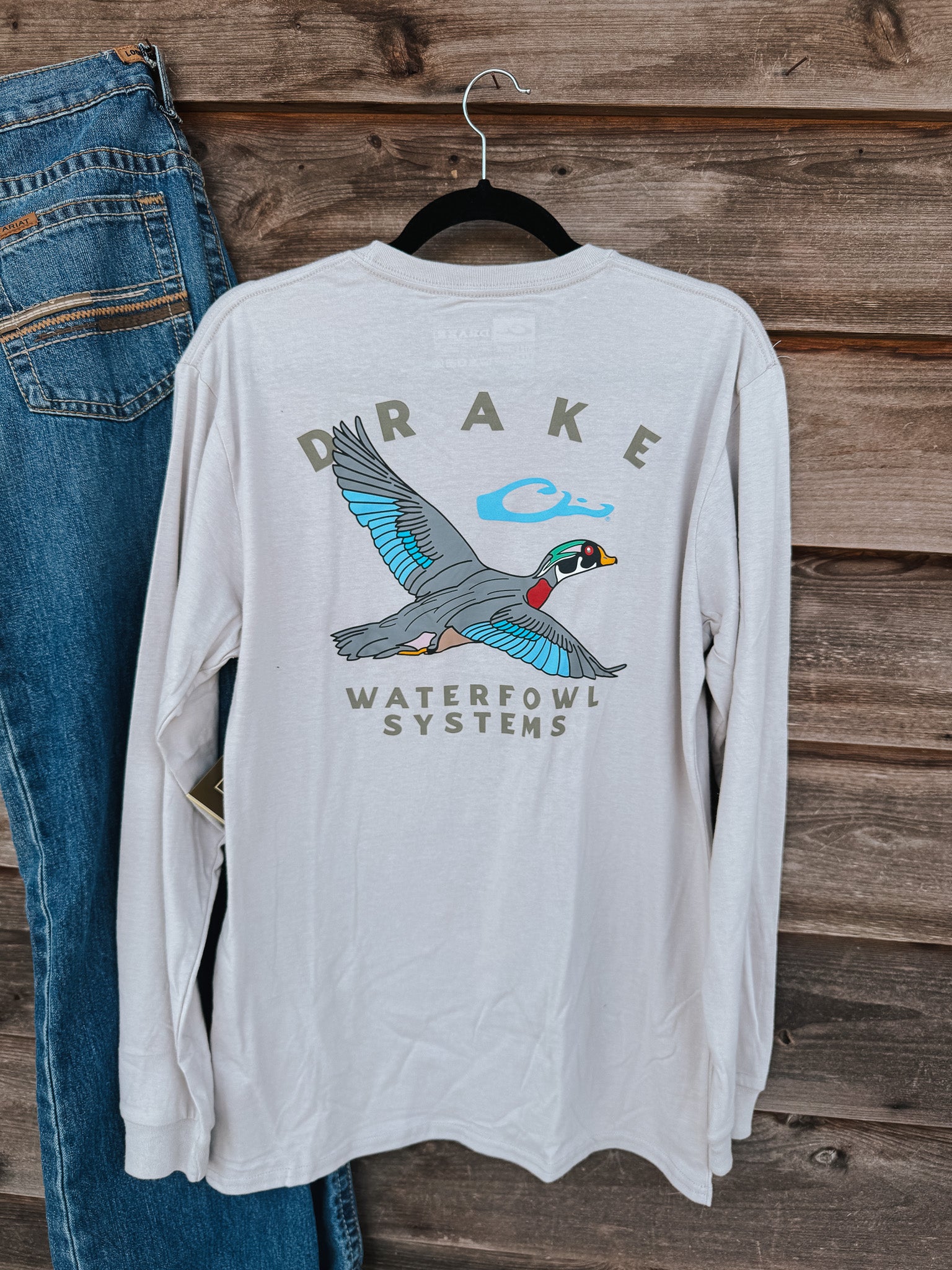 Men's Drake Retro Wood Duck Long Sleeve T-Shirt in Wind Chime