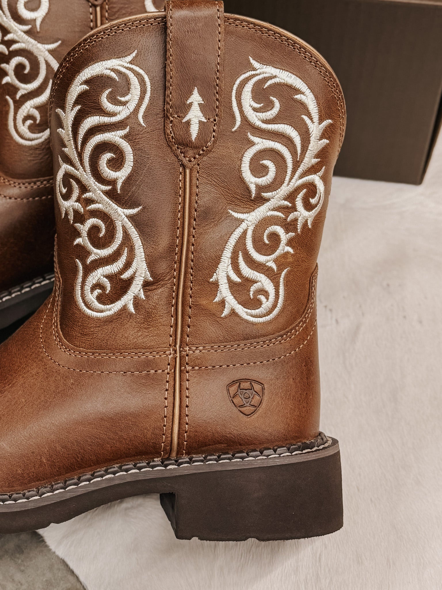Ariat Women's Fatbaby Heritage Lilah Boots