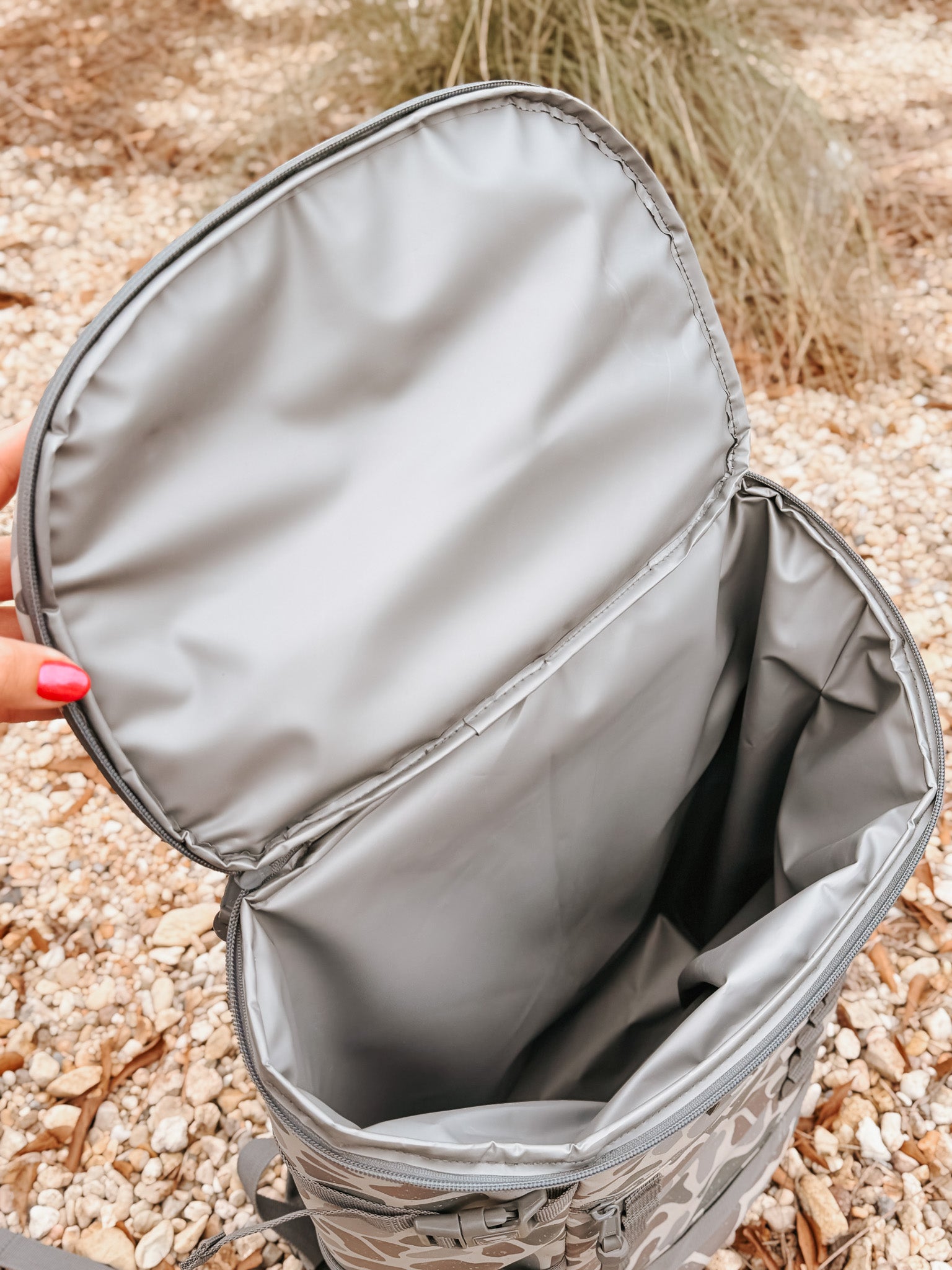 Burlebo Cooler Backpack - Classic Deer Camo