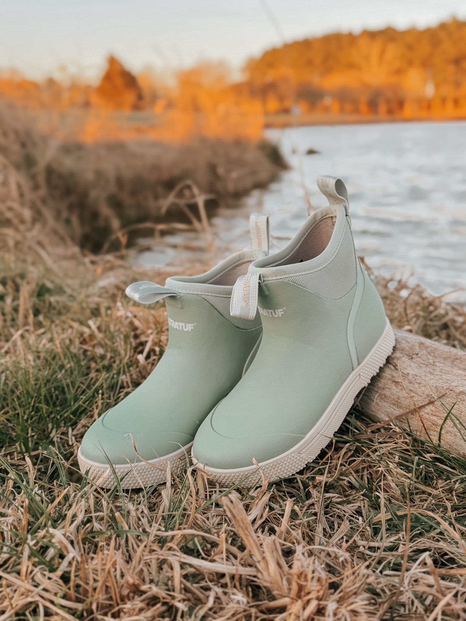 Women's Xtratuf Wheelhouse Ankle Deck Boot in Iceberg – Boot Country