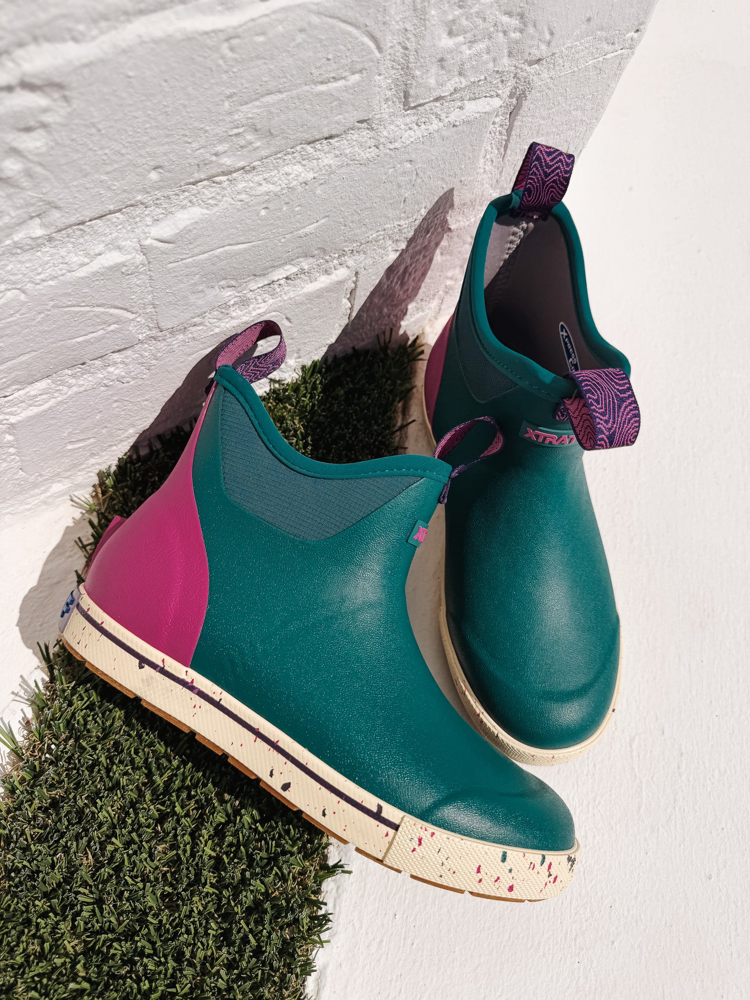 Women's Xtratuf 6 in Ankle Boot in Transformative Teal