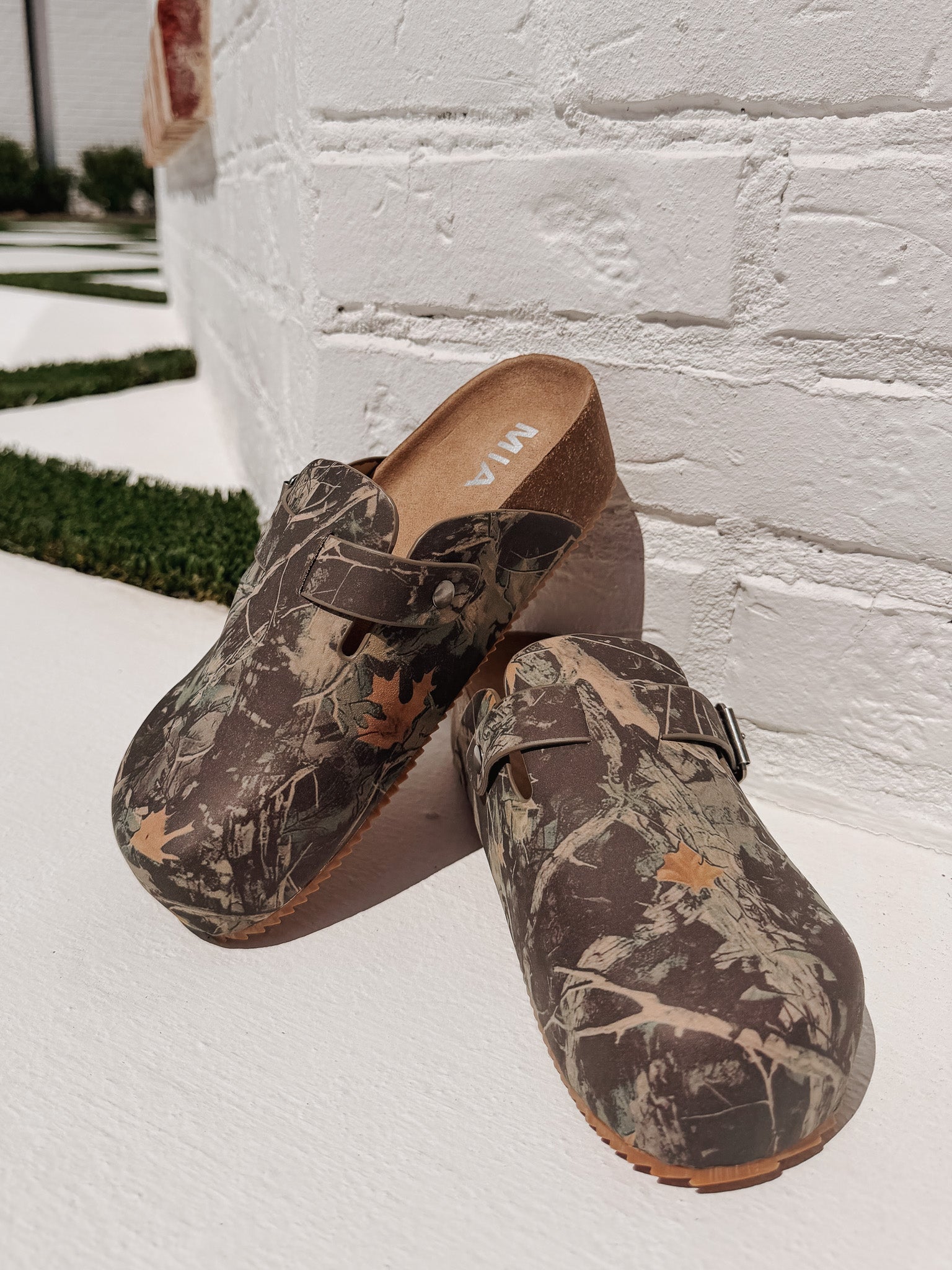 Wild Side Clogs