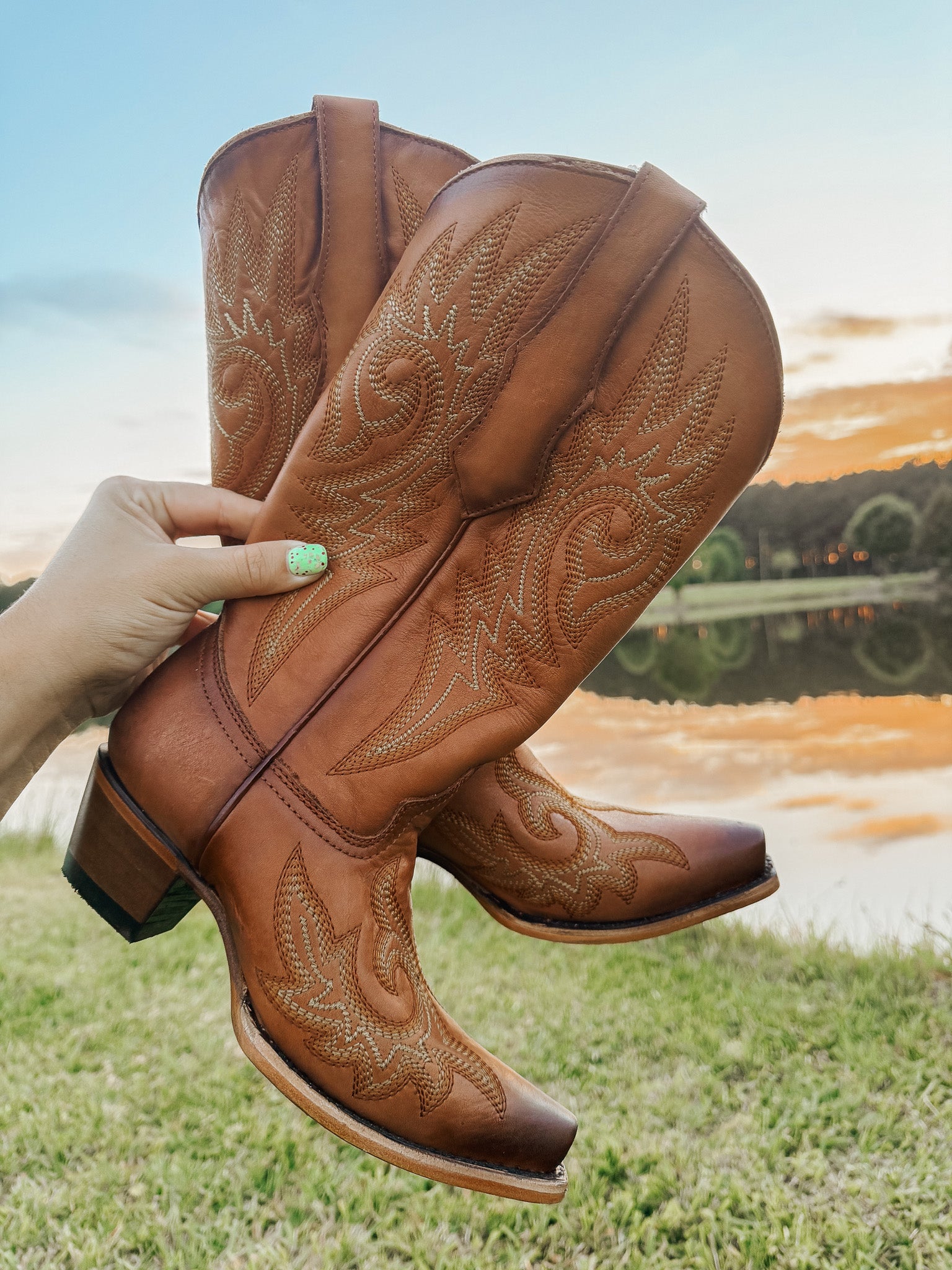 Women's Corral Shedron Flames Embroidery Snip Toe Western Boot