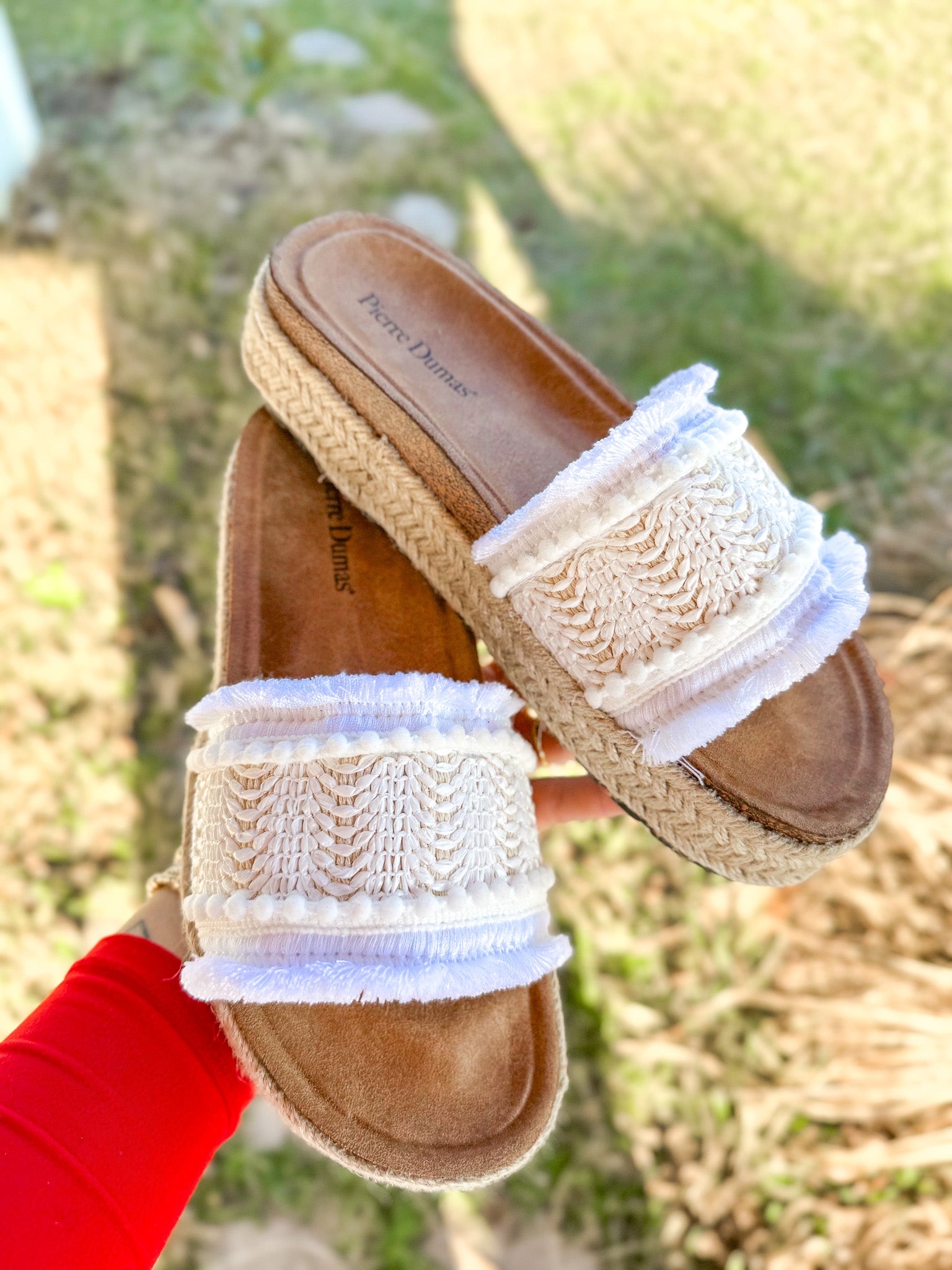 Getaway Ready Ivory Sandal