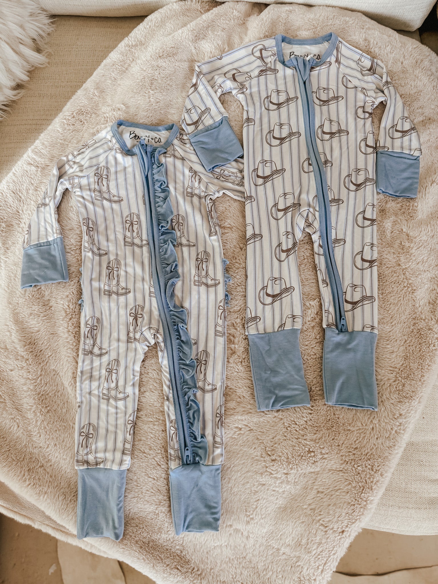 Western Blues Striped Bamboo Sleeper - Cowgirl Boot & Cowboy Hat