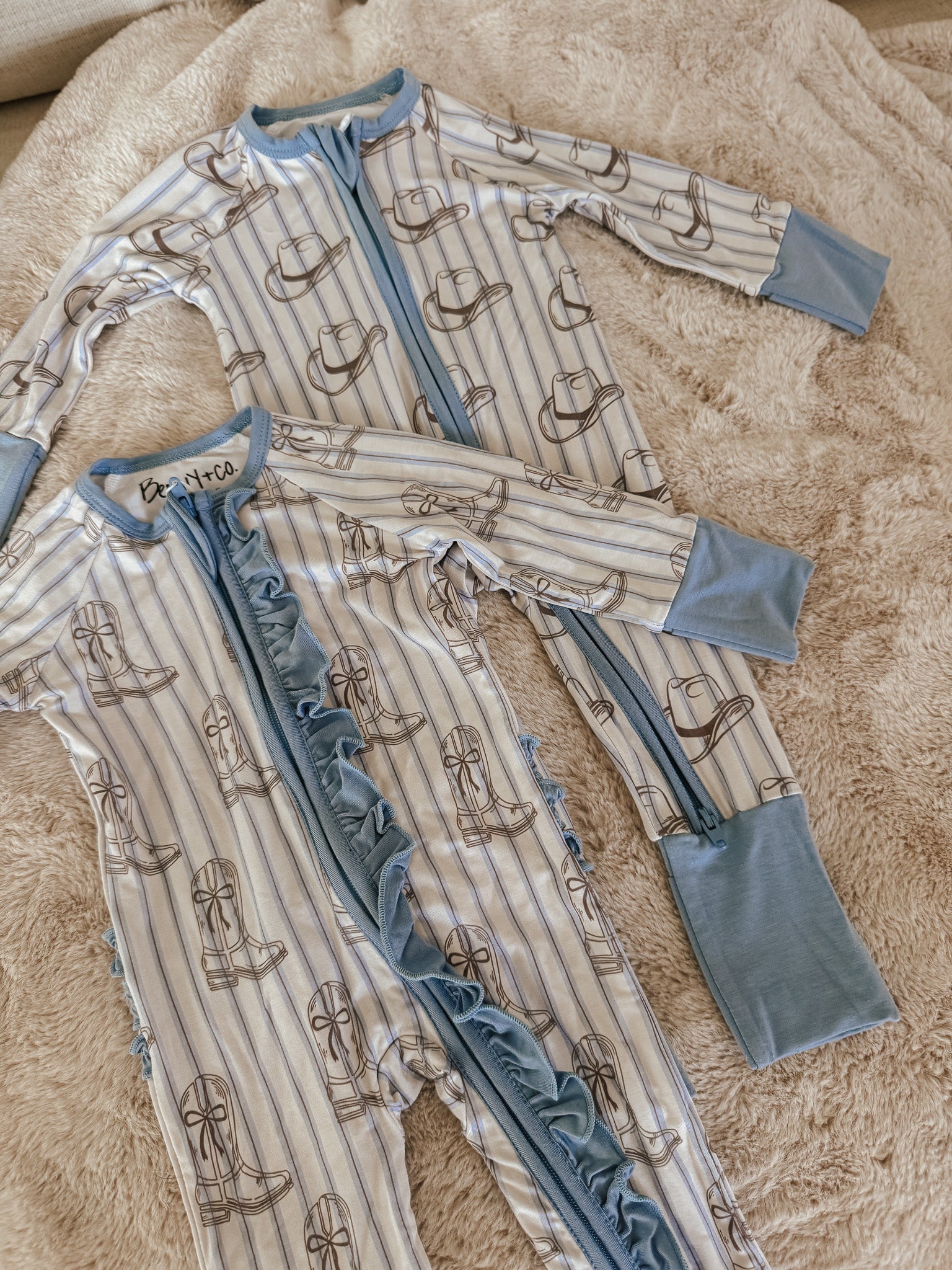 Western Blues Striped Bamboo Sleeper - Cowgirl Boot & Cowboy Hat