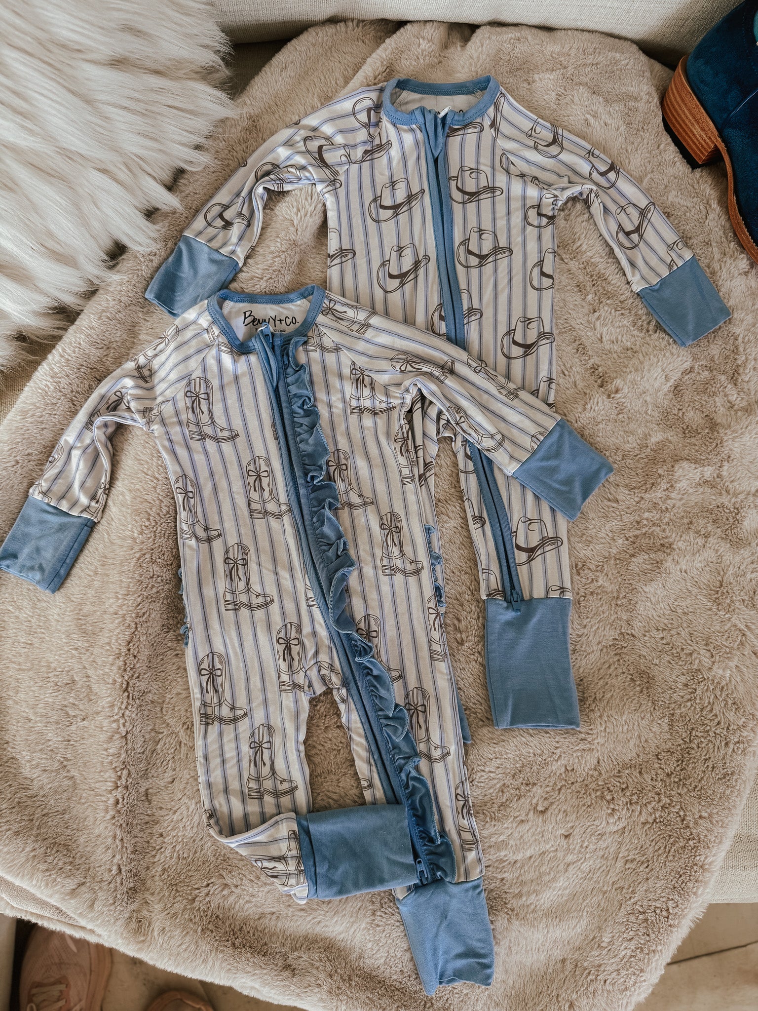 Western Blues Striped Bamboo Sleeper - Cowgirl Boot & Cowboy Hat