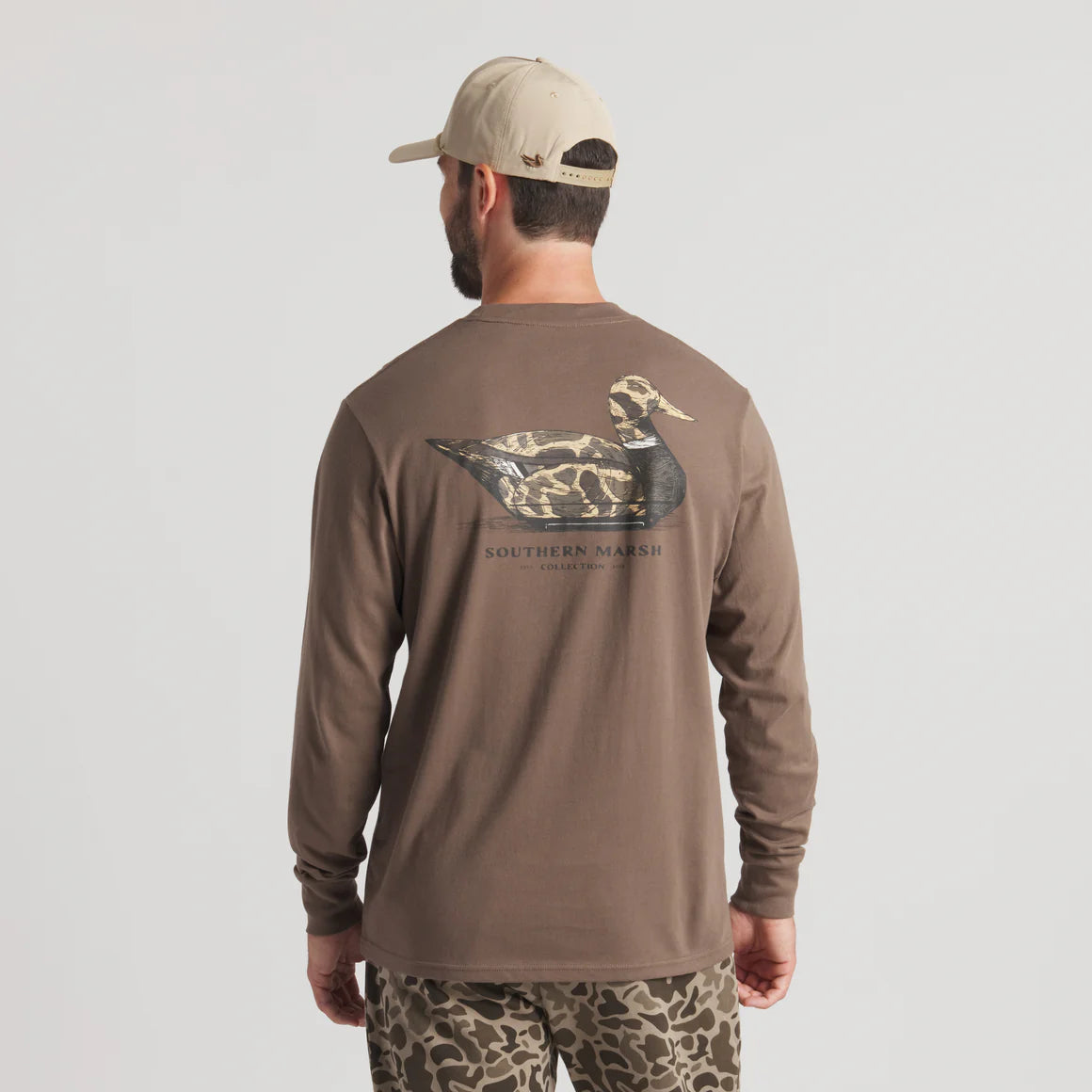 Southern Marsh Vintage Camo Duck Decoy T-Shirt in Carajillo Brown