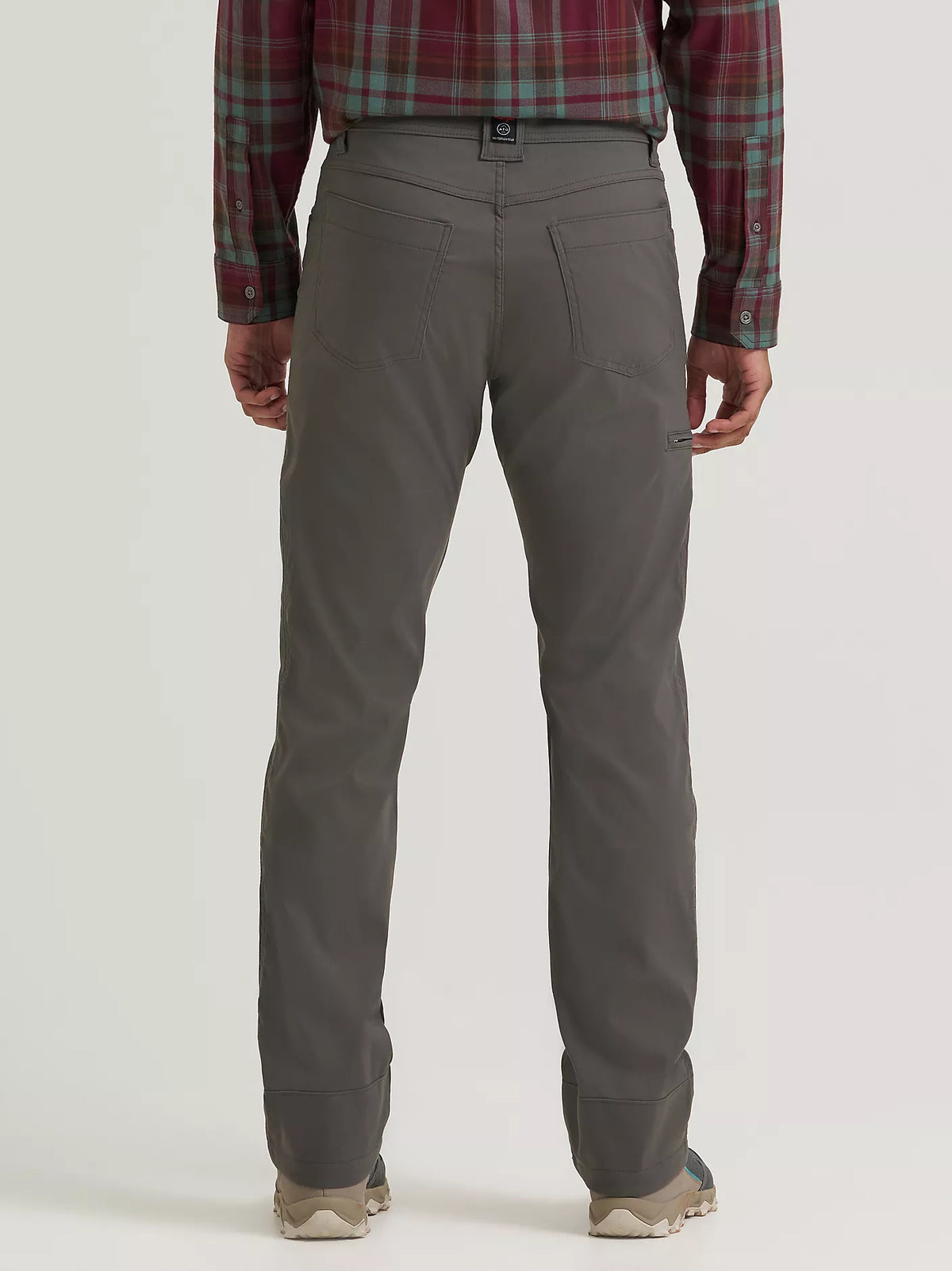 Wrangler | Men's ATG Cliffside Utility Pant - Dark Shadow