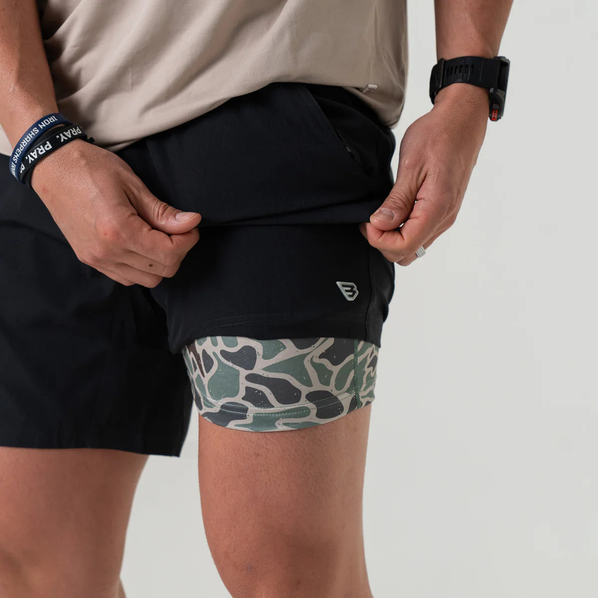 Burlebo Men's 5.5" Athletic Short in Heather Black/Retro Camo Duck Liner
