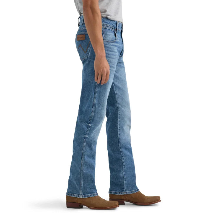 Men's Wrangler Retro Nolen Slim Fit Bootcut Jean