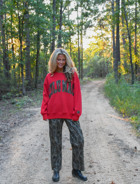 Lulu Mac | Mossy Oak Sweatshirt in Red