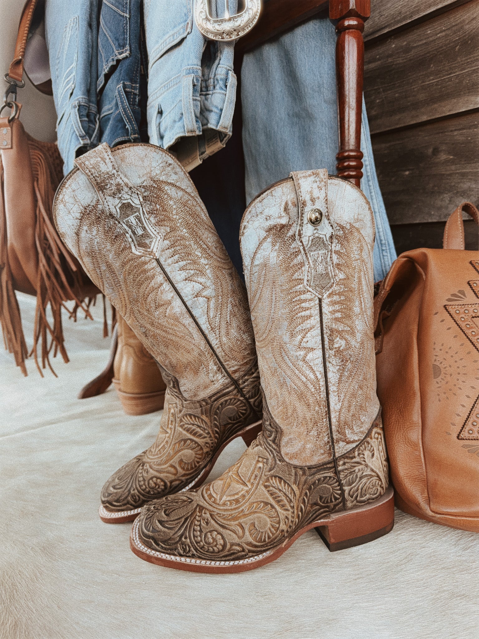 Tanner Mark Women's Mocha Chino Tooled Horseshoe Boots