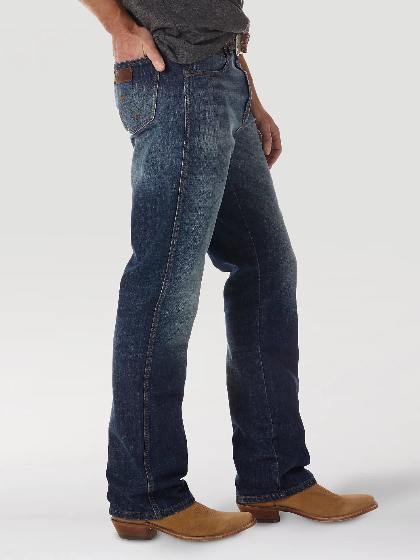 JEANS CON CORTE DE BOTA WRANGLER RETRO RETRO PARA HOMBRE EN LAVADO JH
