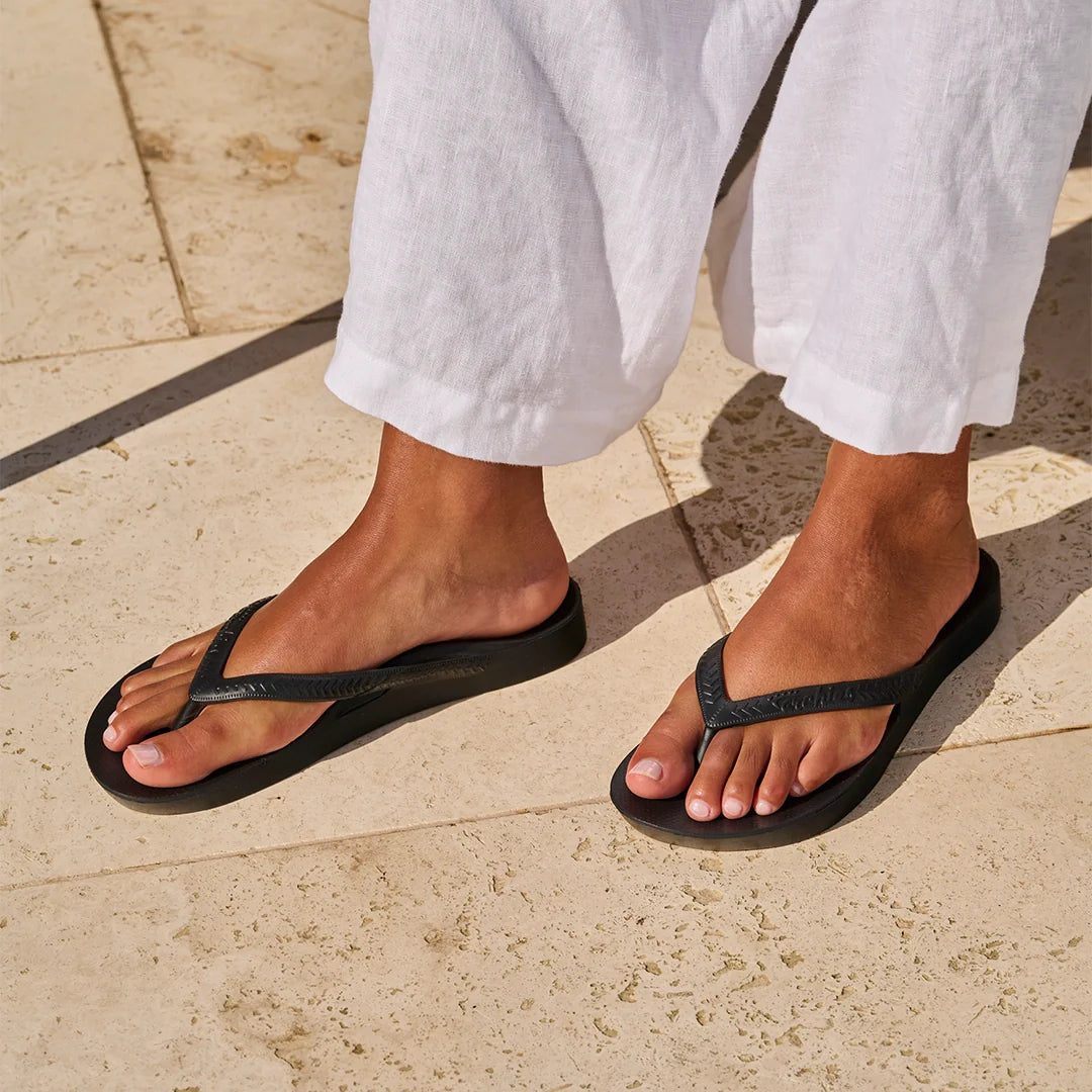 Archies Unisex Arch Support Flip Flops - Black