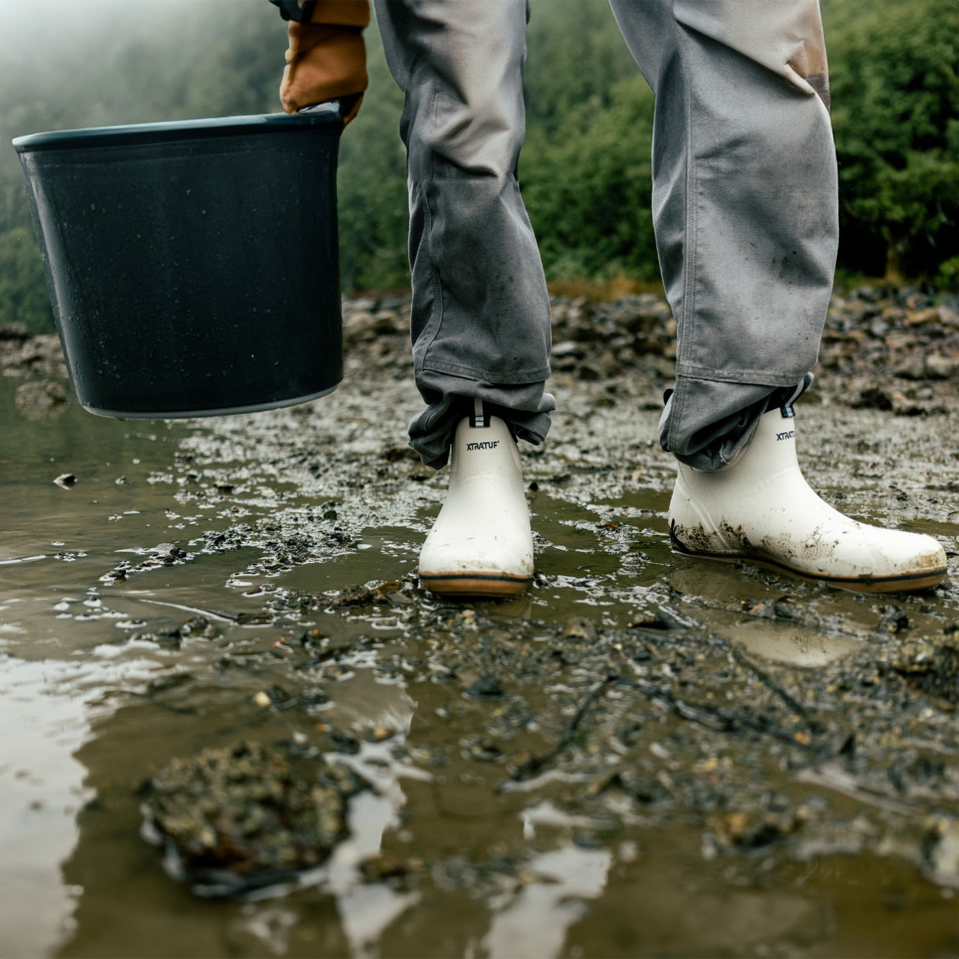 Men's XTRATUF Ankle Deck Boot in White/Navy