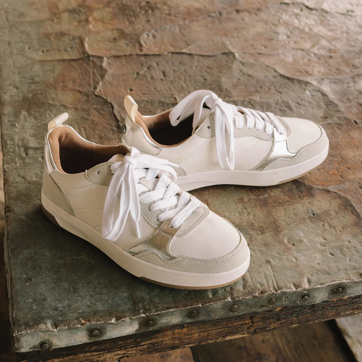 Yellow Box Nayari Court Sneaker