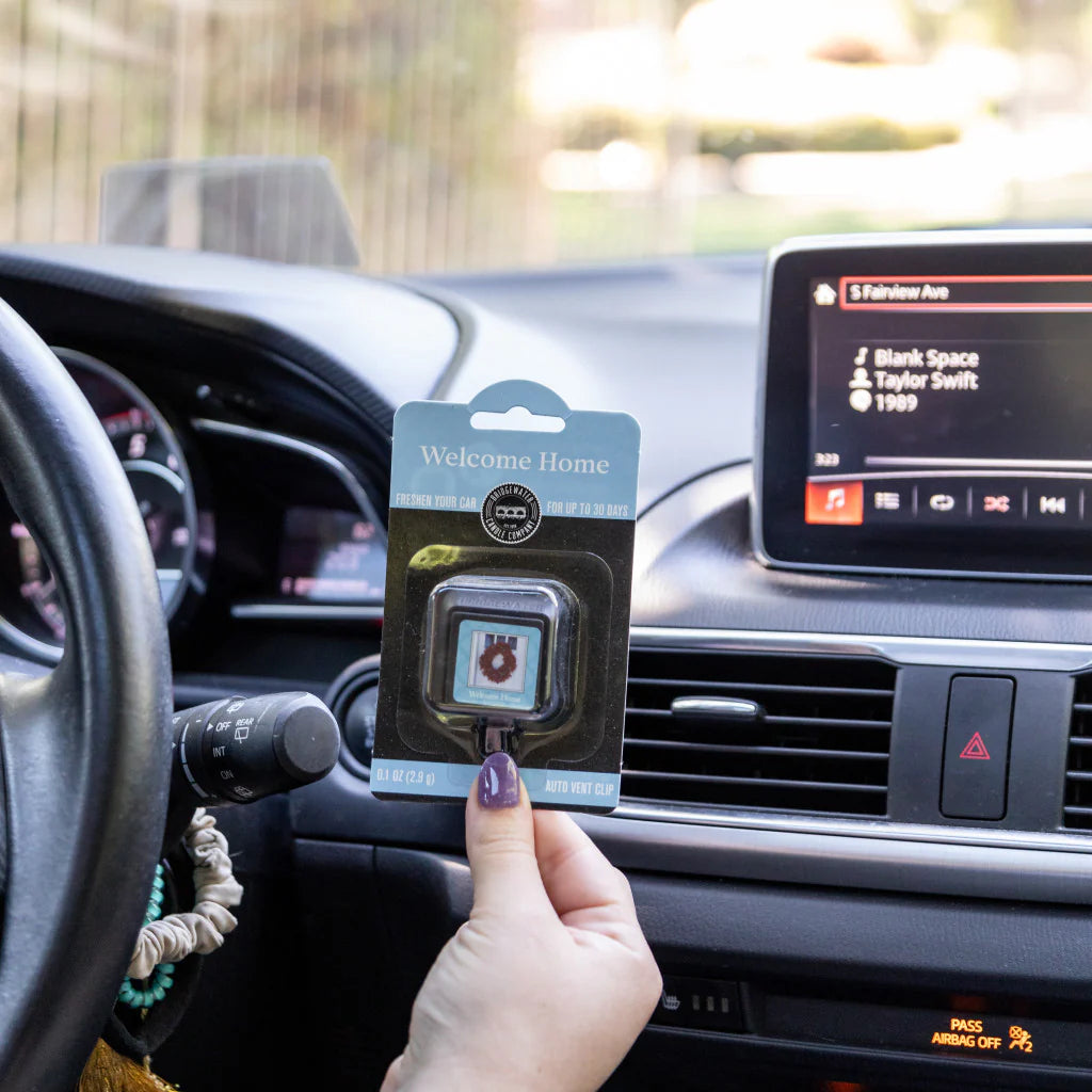 Welcome Home Auto Vent Clip