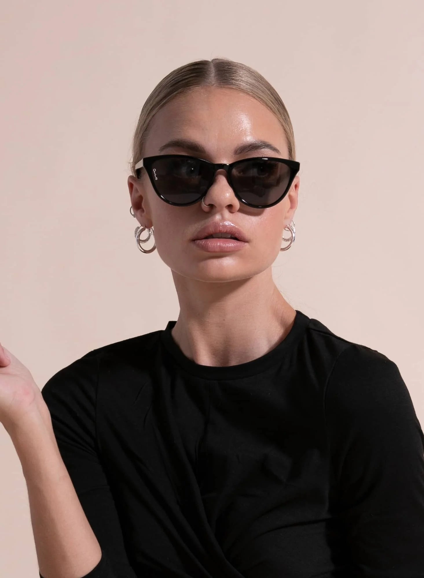 Chika Black Sunglasses