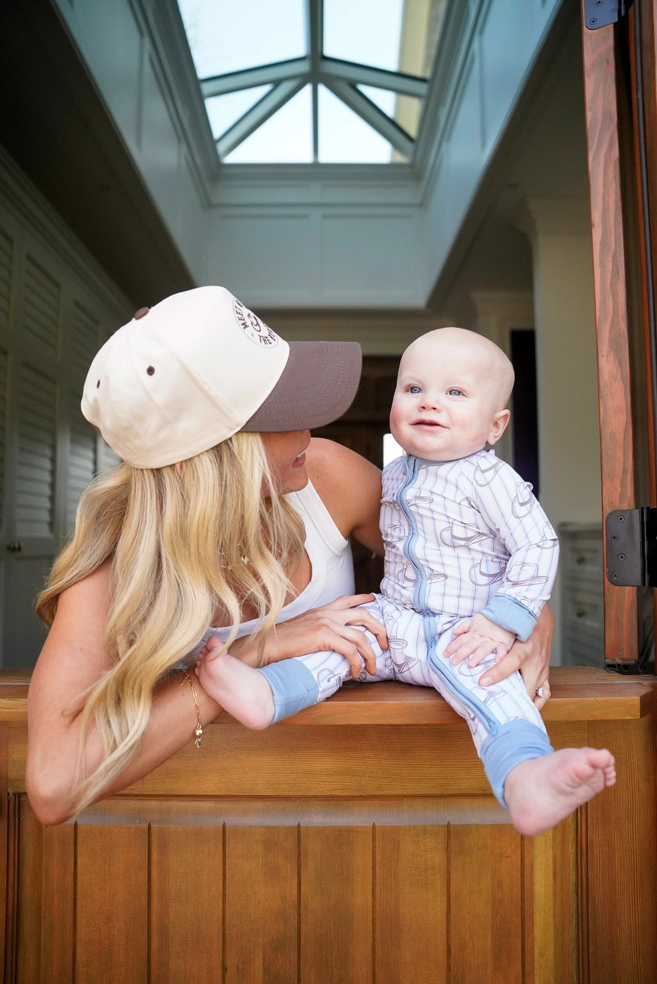 Western Blues Striped Bamboo Sleeper - Cowgirl Boot & Cowboy Hat