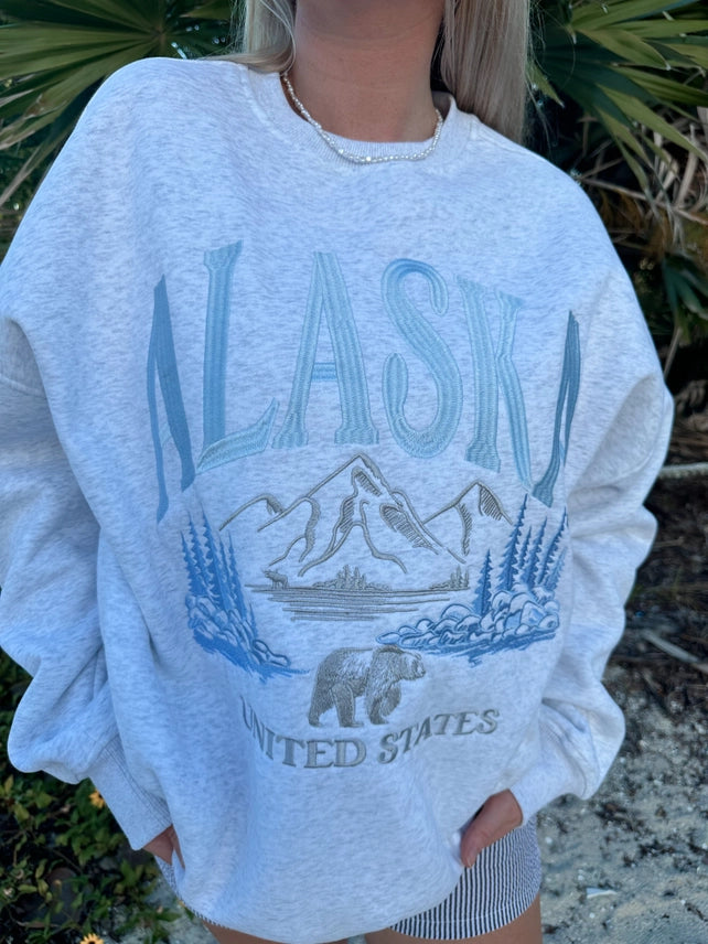 Alaska Vintage Mountain Sweatshirt