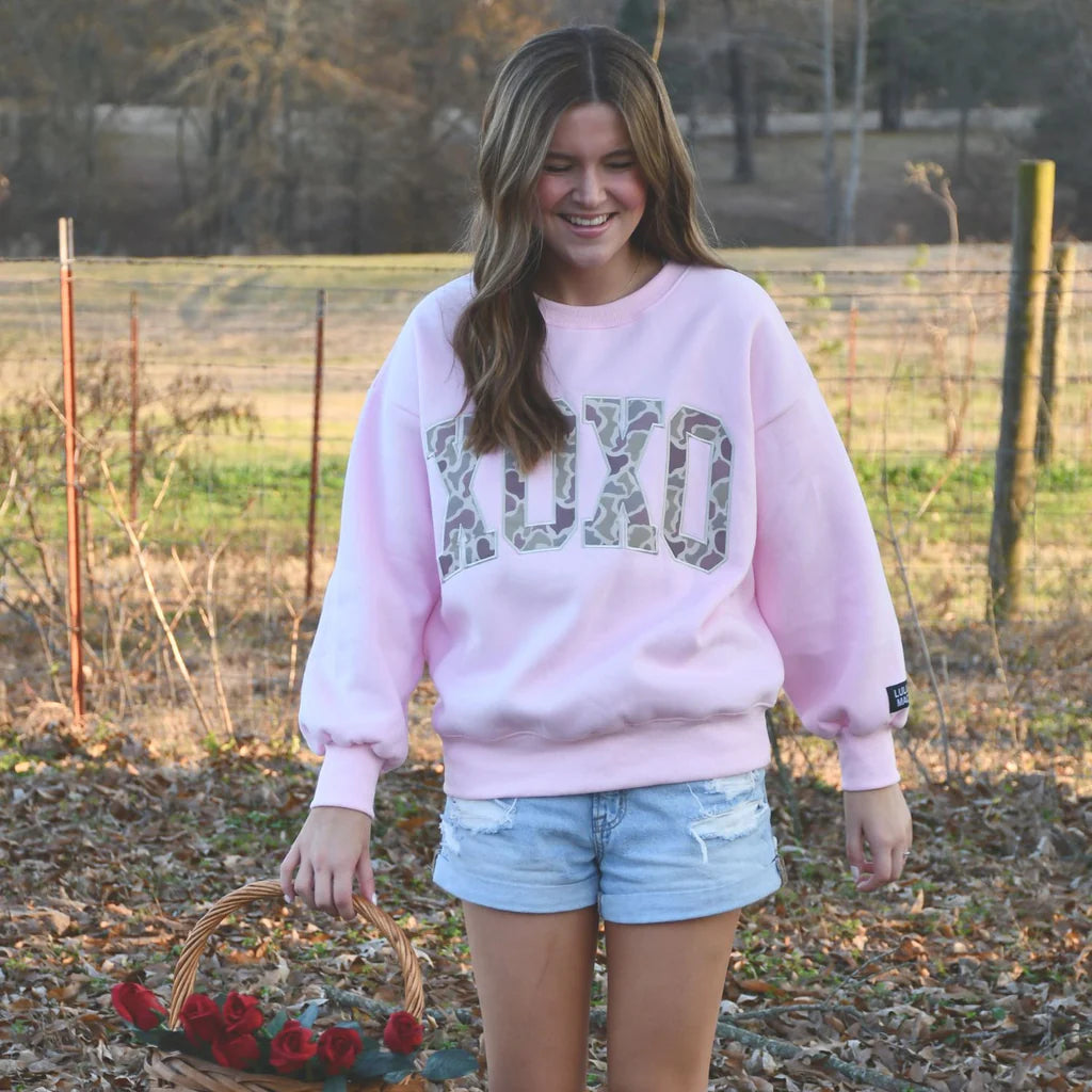 Lulu Mac XOXO Camo Sweatshirt in Pink