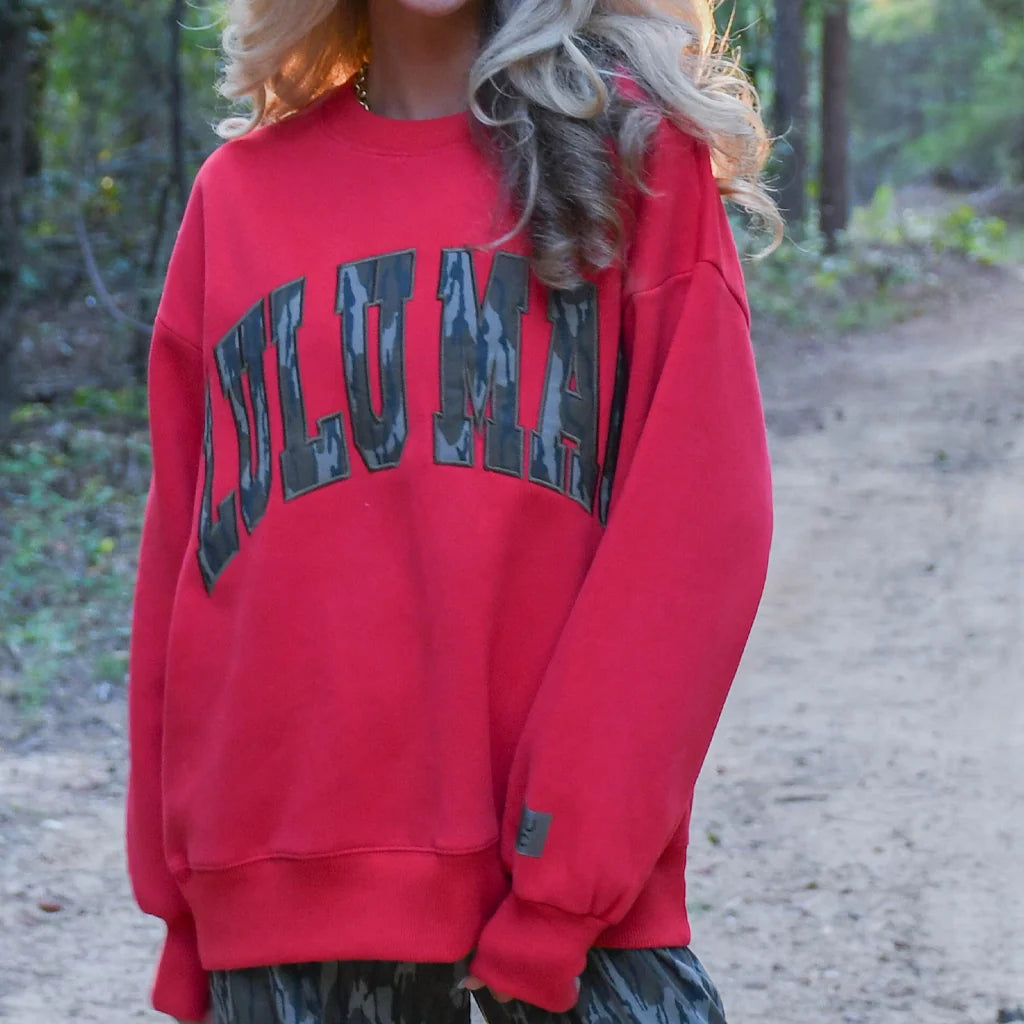 Lulu Mac | Mossy Oak Sweatshirt in Red
