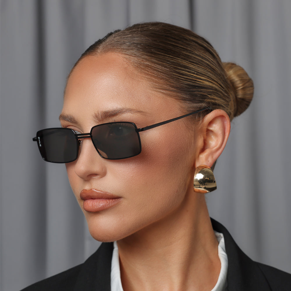 Ila Black Mirror Sunglasses