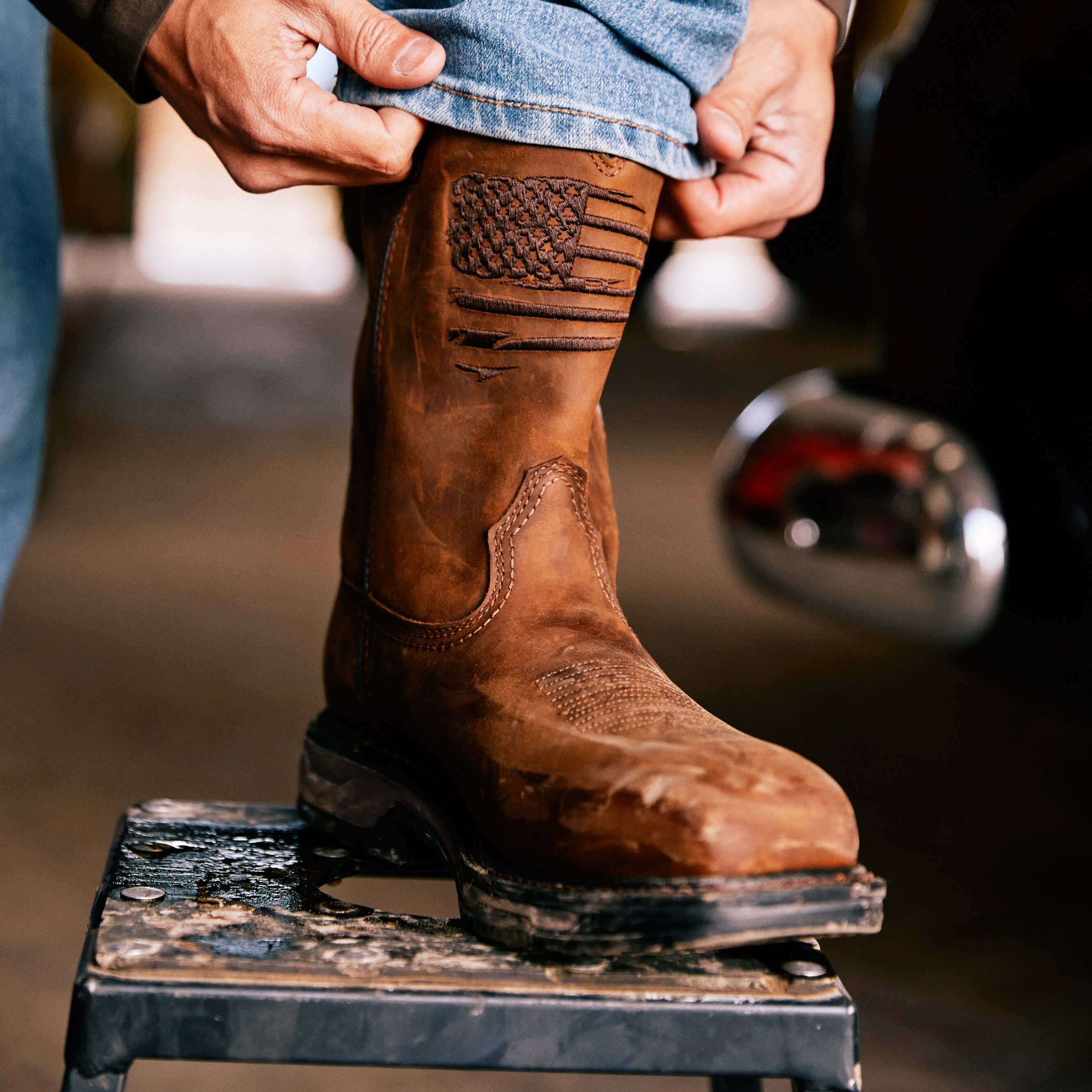 Bota de trabajo impermeable con punta de carbono Ariat WorkHog XT Patriot para hombre